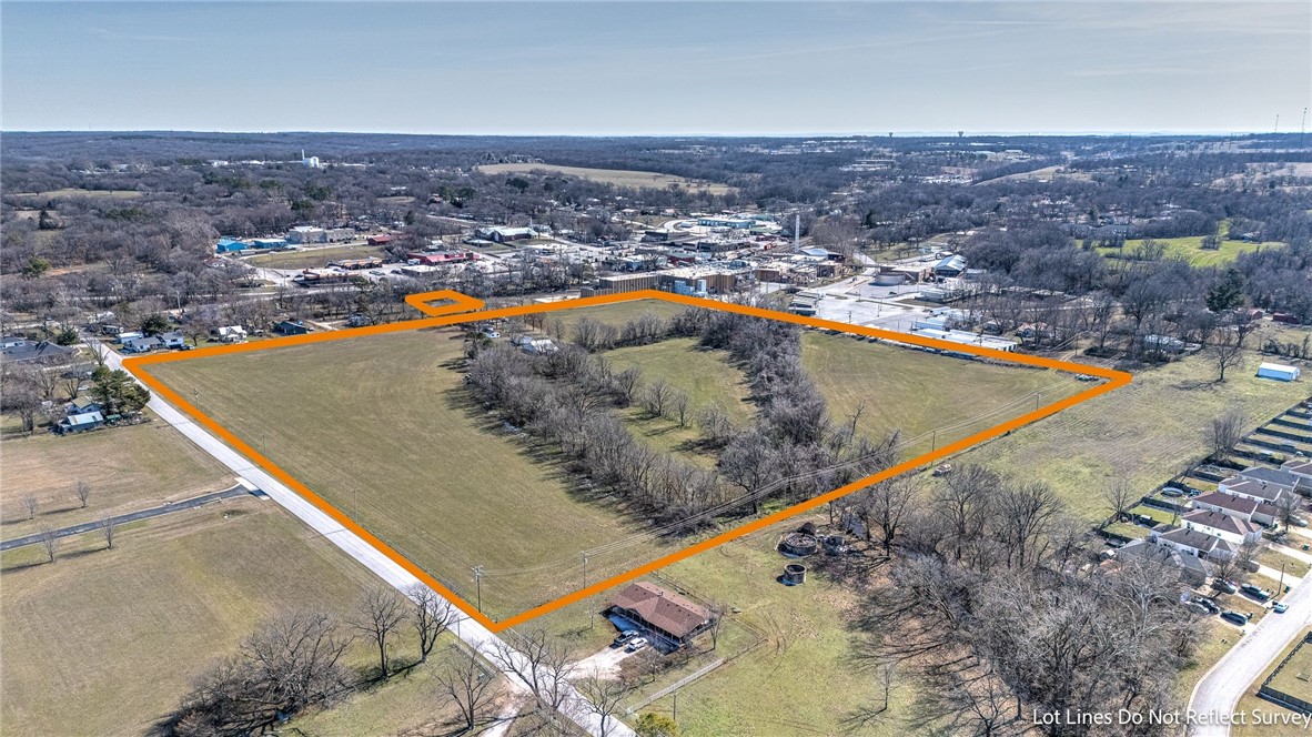 Decatur, Arkansas, 72722, United States, 3 Bedrooms Bedrooms, ,1 BathroomBathrooms,Residential,For Sale,1918783