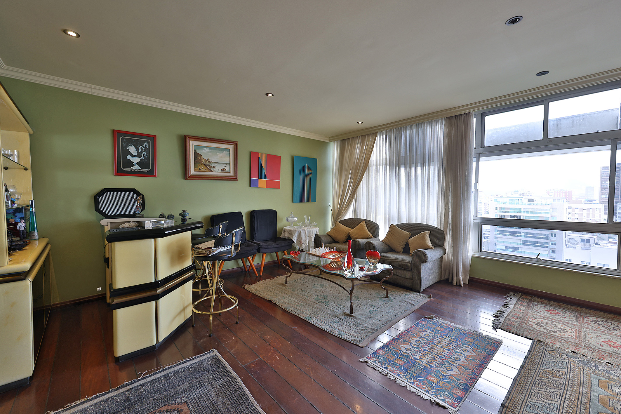  150 sqm apartment with side ocean views on Leblon’s beach block - 物件實景