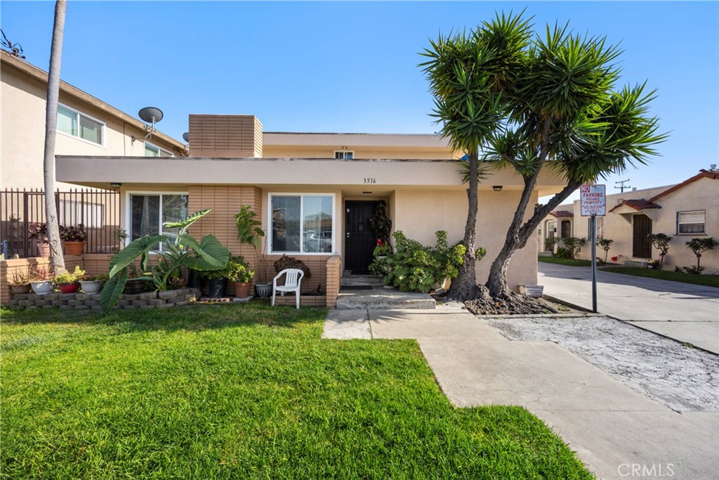Lynwood, California, 90262, United States, ,Residential,For Sale,2048561