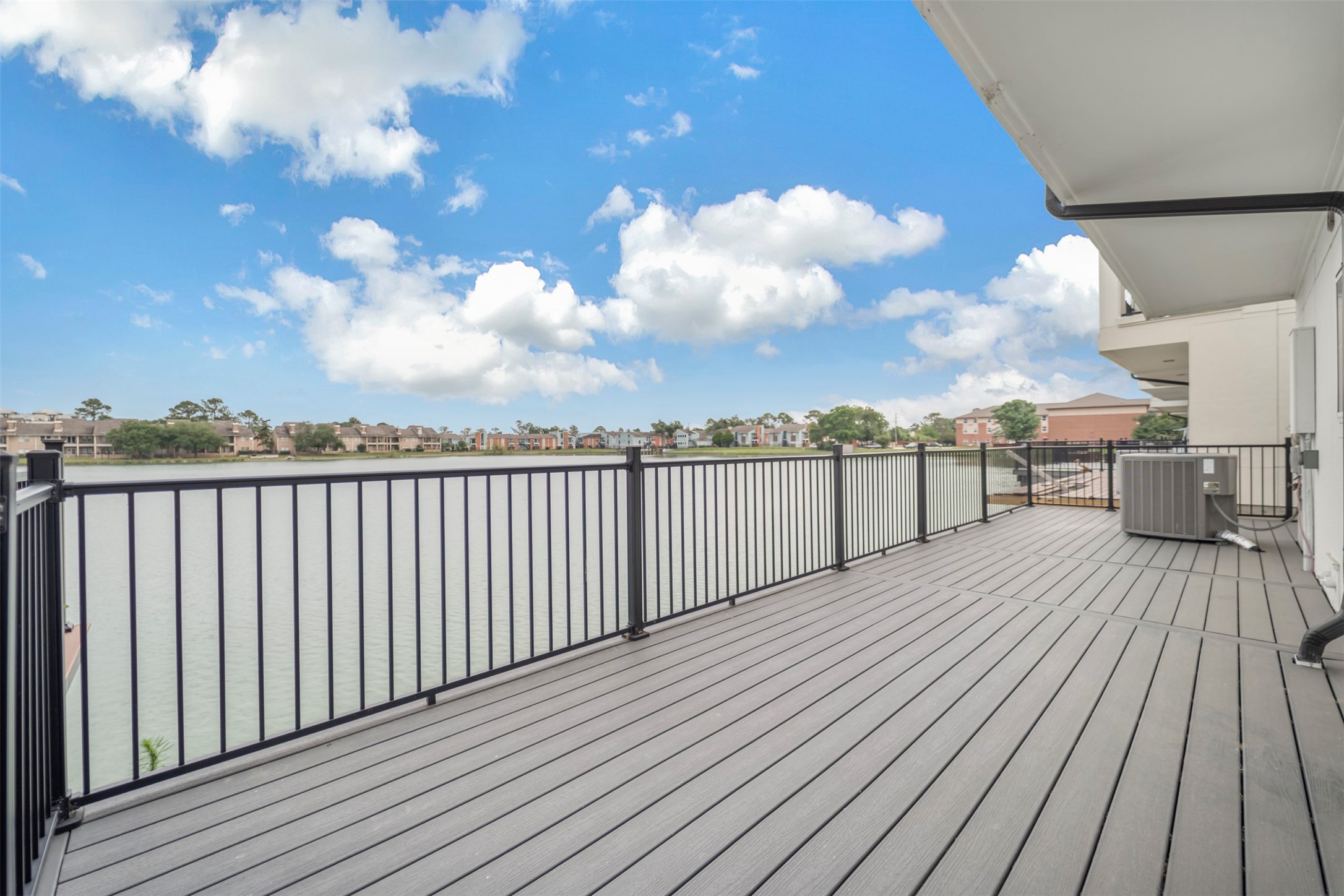Houston, Texas, 77080, United States, 3 Bedrooms Bedrooms, ,5 BathroomsBathrooms,Residential,For Sale,1939348