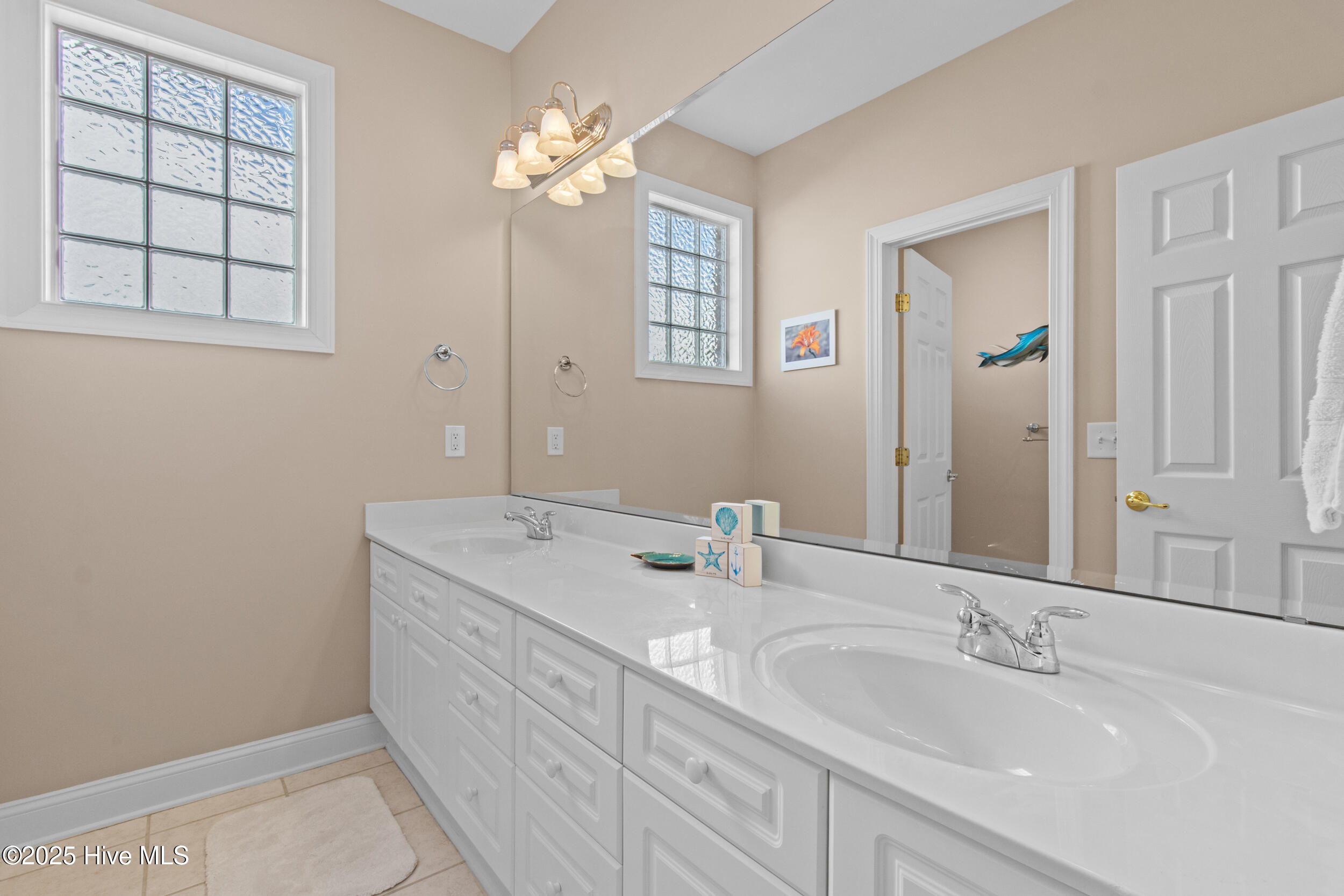 Leland, North Carolina, 28451, United States, 3 Bedrooms Bedrooms, ,2 BathroomsBathrooms,Residential,For Sale,1991325