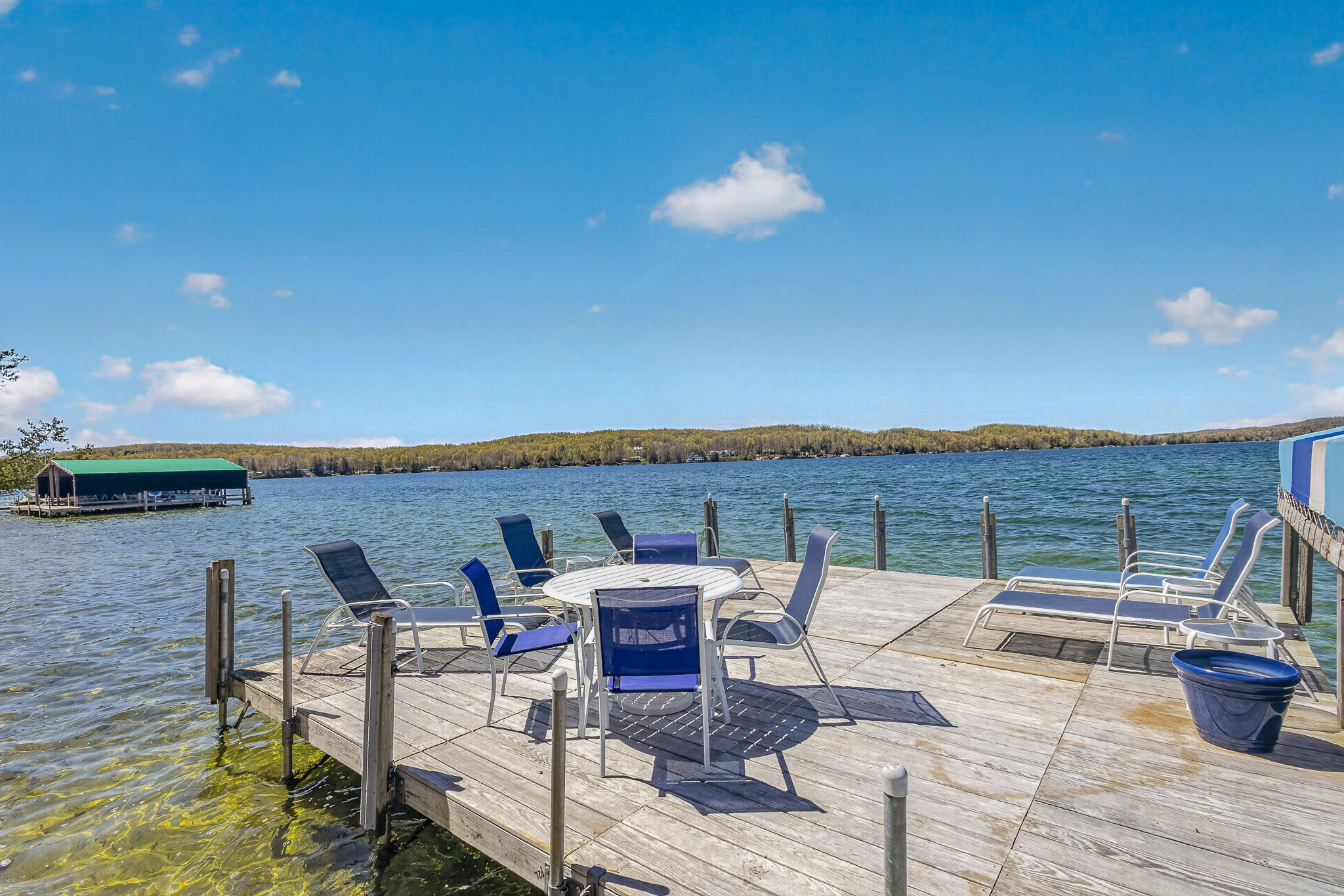  Walloon Lake South Arm Estate - 物件實景