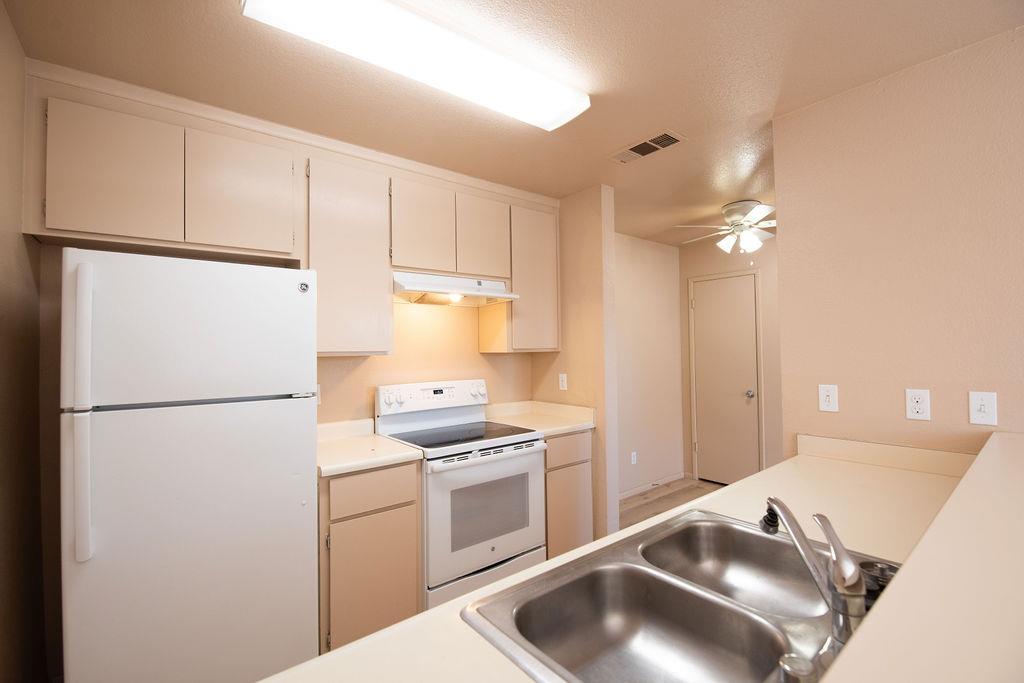 Oakdale, California, 95361, United States, ,Residential,For Sale,1995111