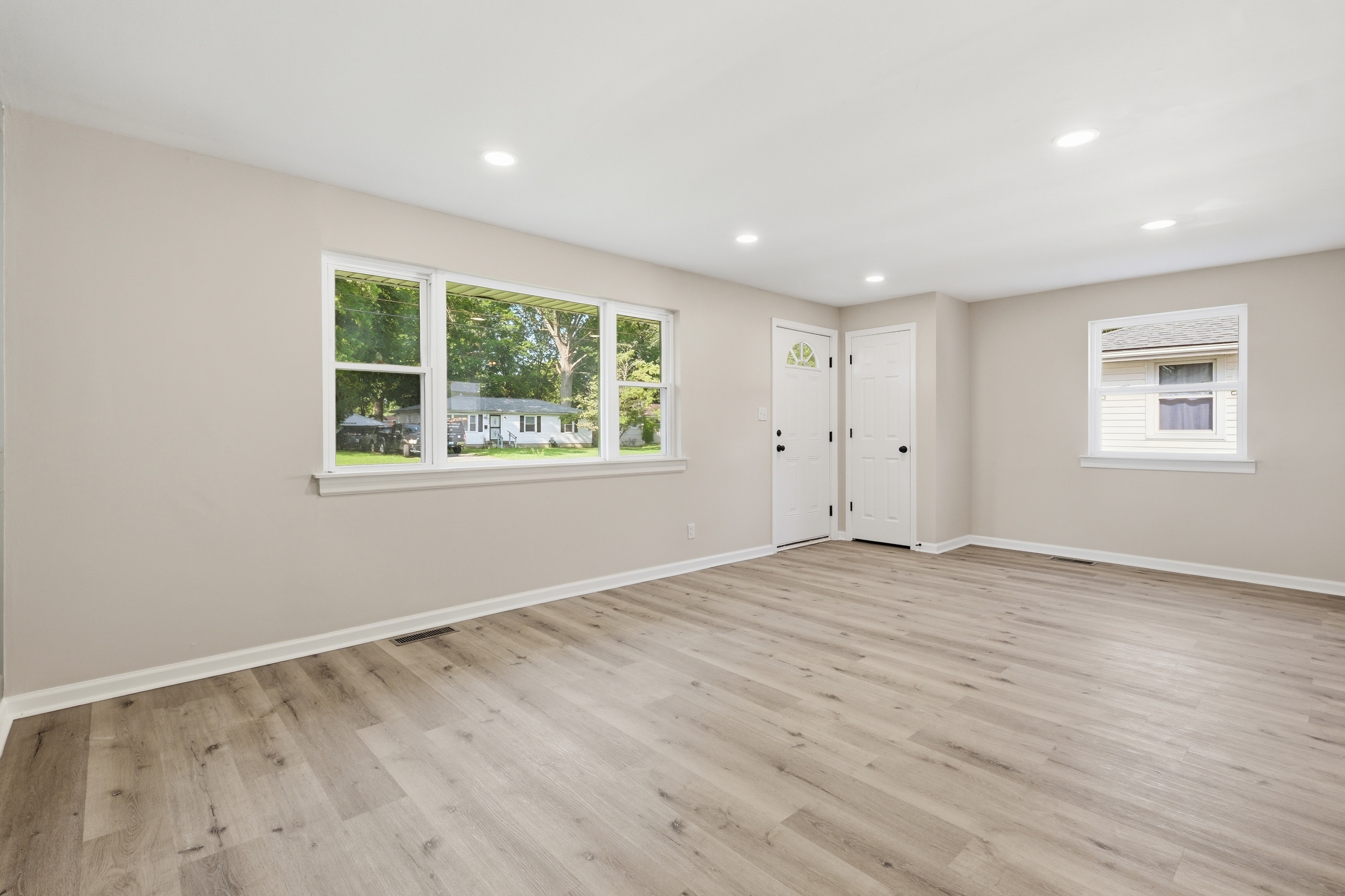  2209 Peaslee Road, Louisville, KY 40216 - 物件實景
