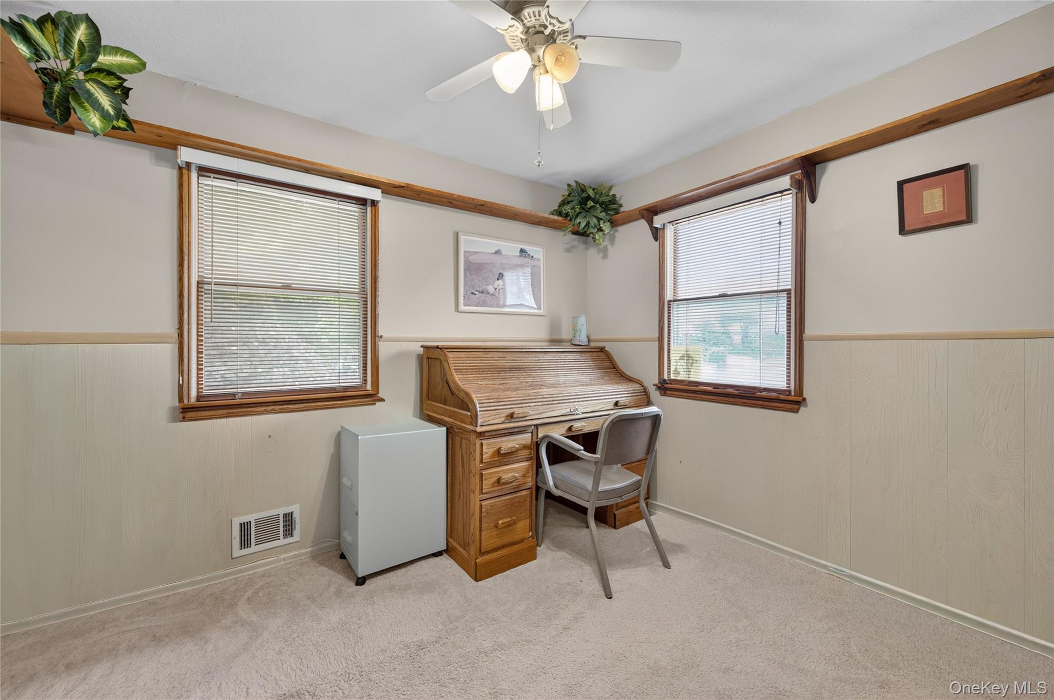  190 Oakwood Road, Huntington Station, NY, 11746 - 物件實景