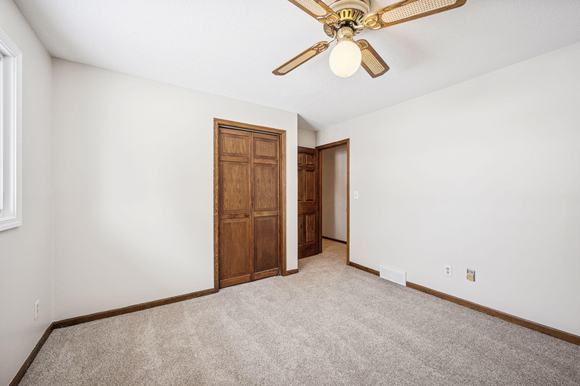 Greenfield, Minnesota, 55357, United States, 3 Bedrooms Bedrooms, ,2 BathroomsBathrooms,Residential,For Sale,2000513