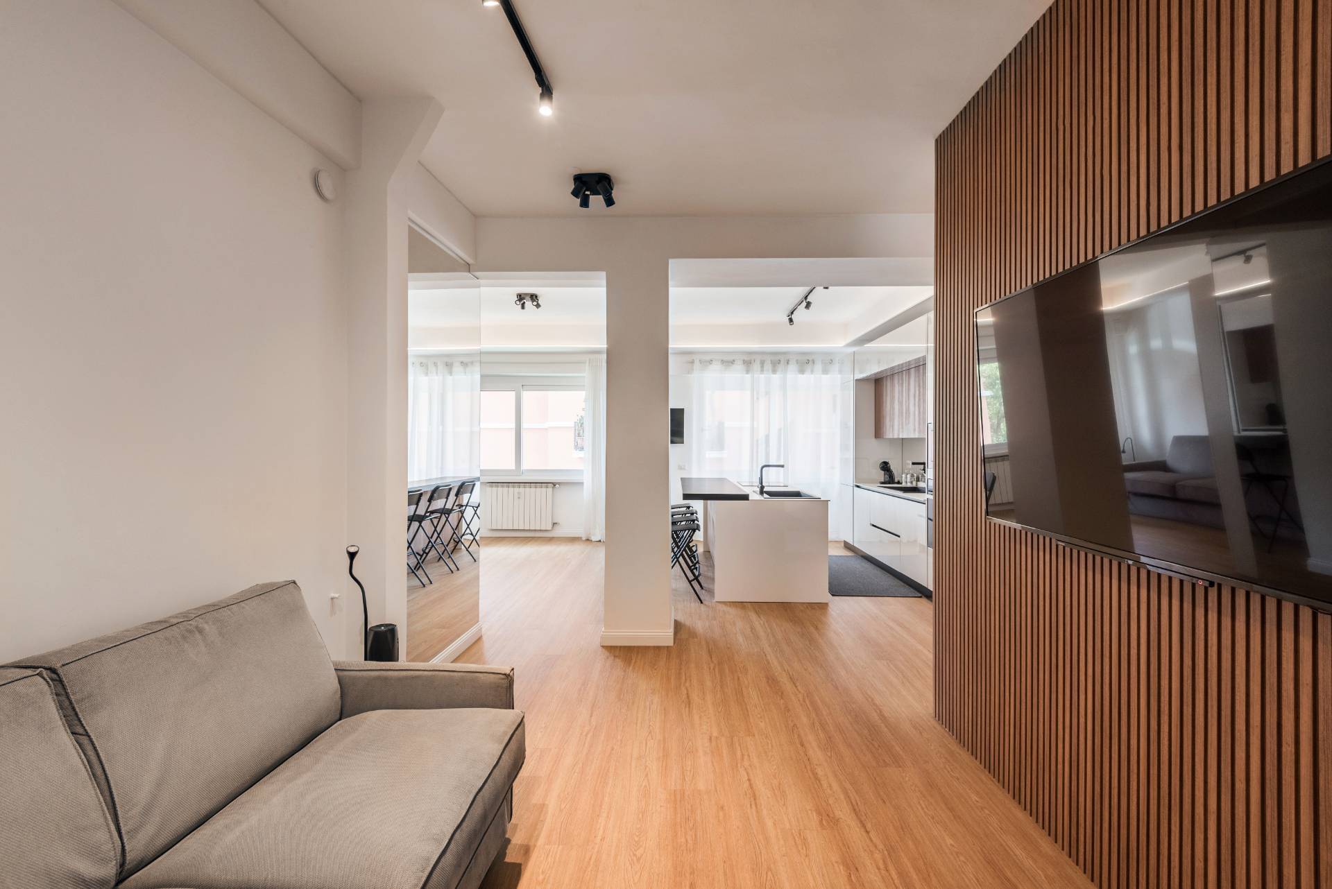 Roma, Roma, 00100, IT, 1 Bedroom Bedrooms, ,1 BathroomBathrooms,Residential,For Sale,1927247