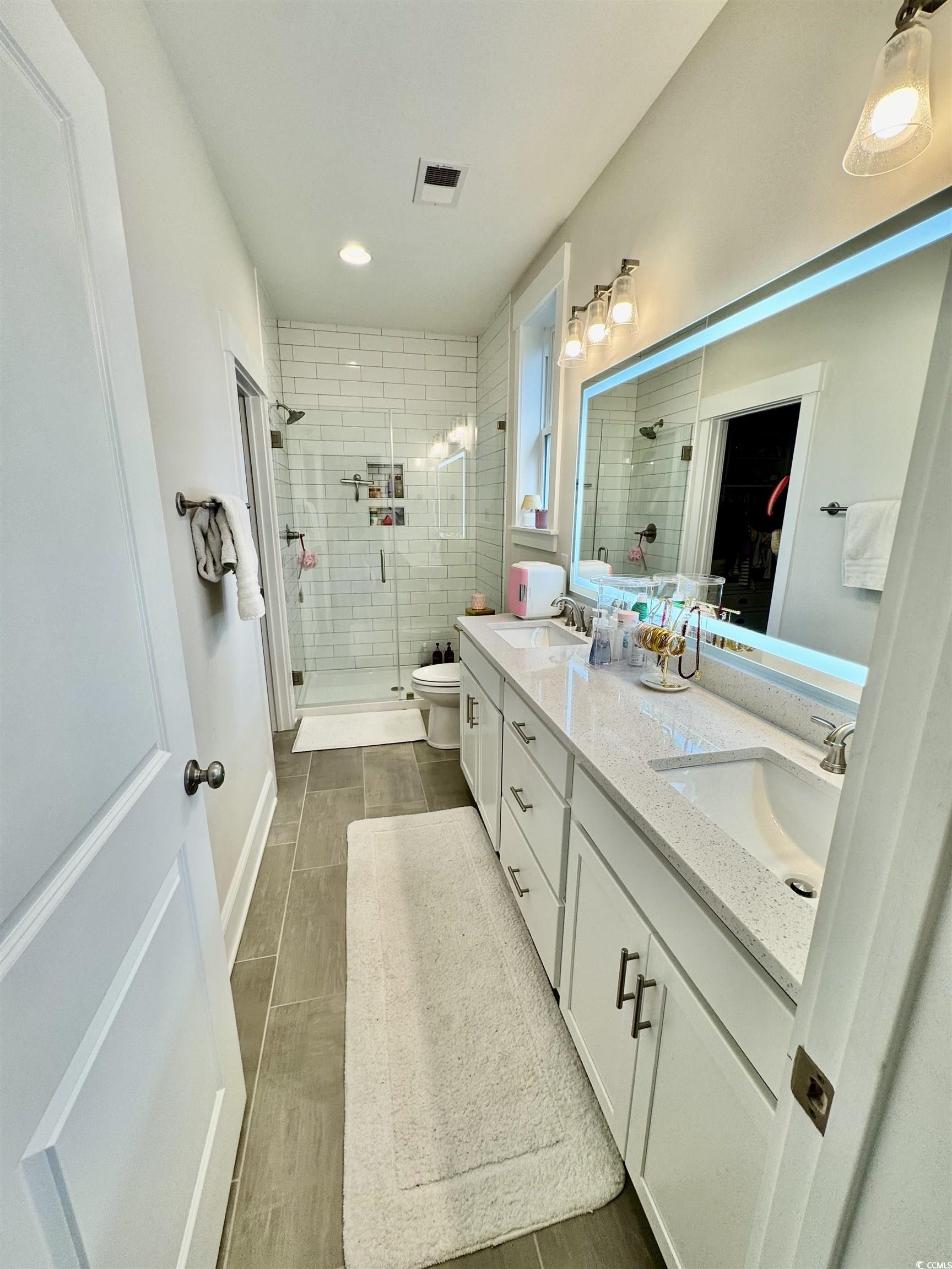 Murrells Inlet, South Carolina, 29576, United States, 4 Bedrooms Bedrooms, ,5 BathroomsBathrooms,Residential,For Sale,1848690