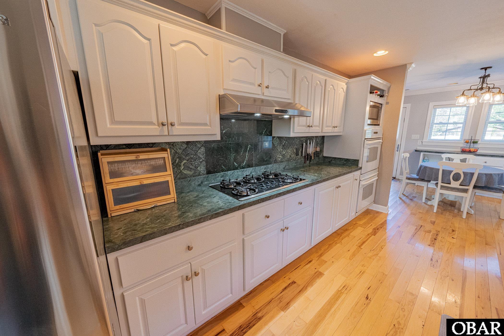 Manteo, North Carolina, 27954, United States, 4 Bedrooms Bedrooms, ,4 BathroomsBathrooms,Residential,For Sale,1988326