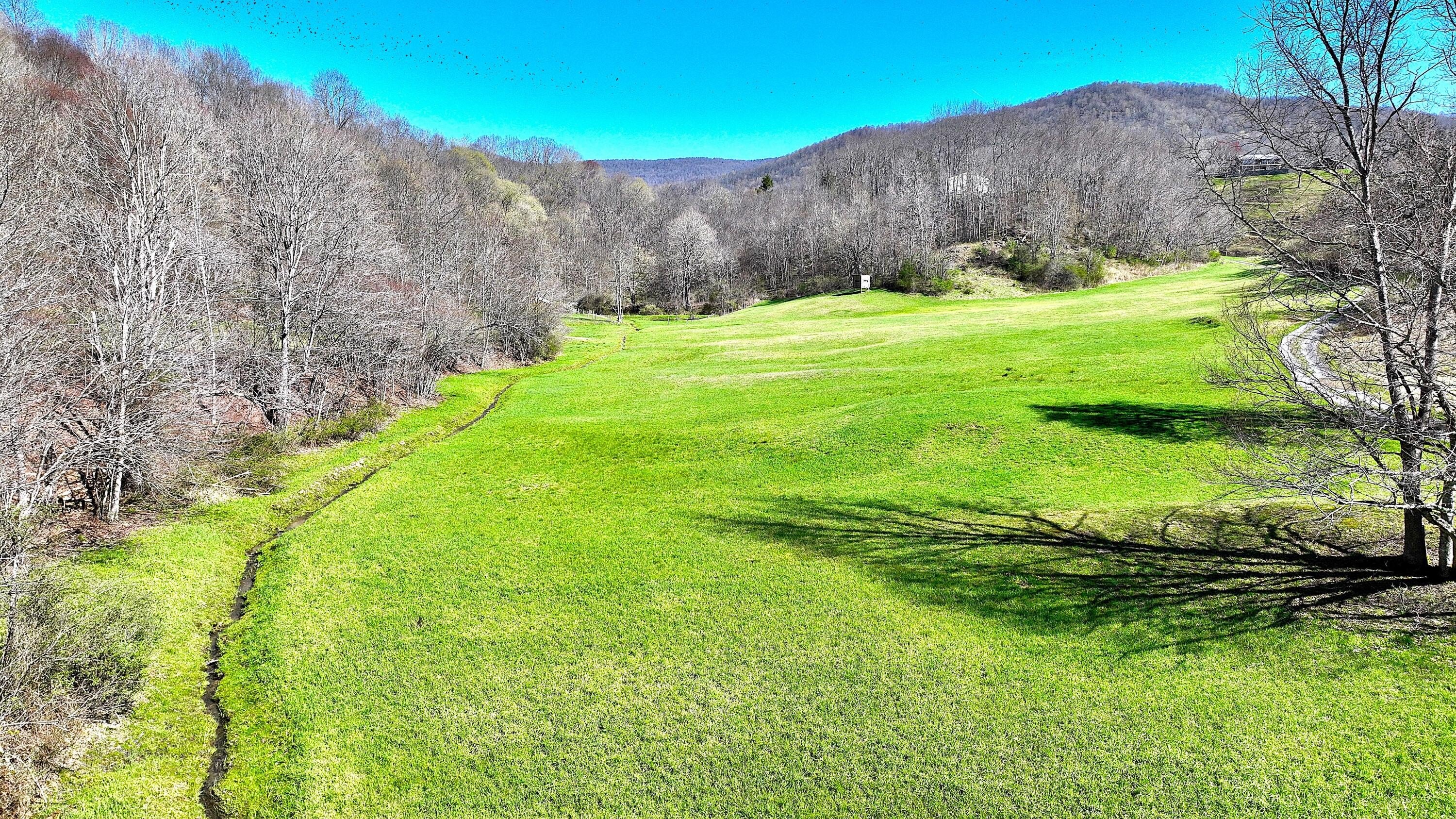 Hillsboro, West Virginia, 24946, United States, 4 Bedrooms Bedrooms, ,3 BathroomsBathrooms,Residential,For Sale,1786403