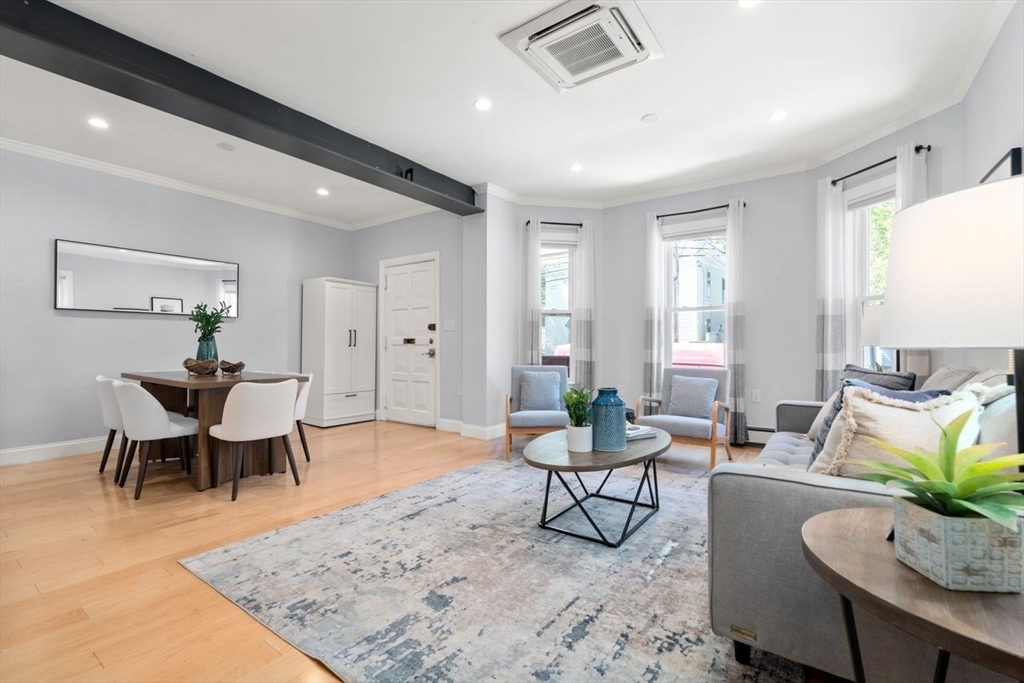 Cambridge, Massachusetts, 02139, United States, 5 Bedrooms Bedrooms, ,3 BathroomsBathrooms,Residential,For Sale,1939167