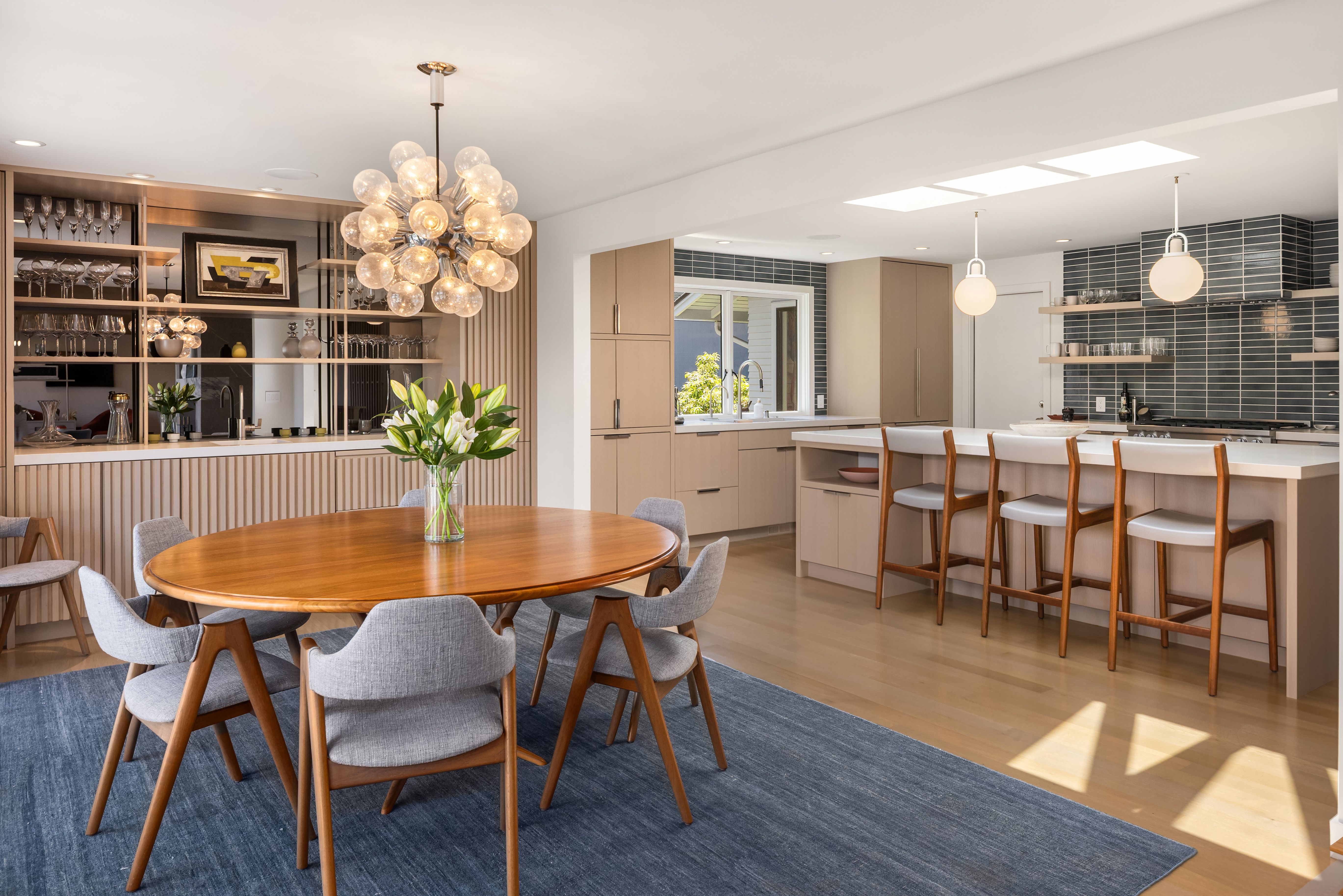  1514 Shenandoah Dr E, Seattle, WA 98112 - 物件實景