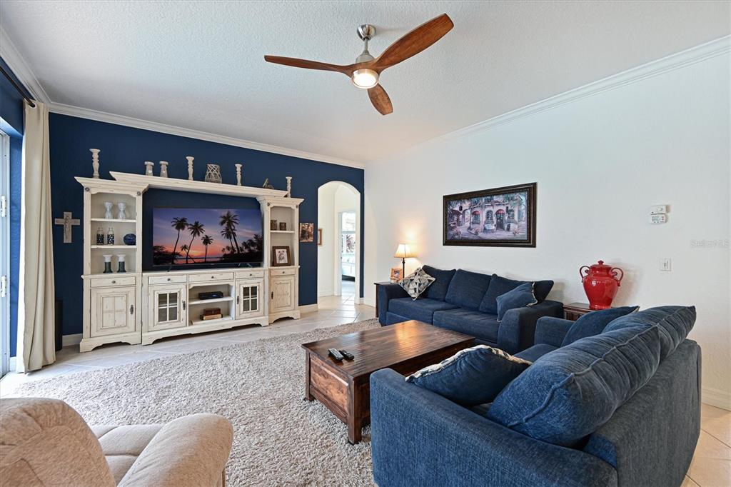Bradenton, Florida, 34212, United States, 4 Bedrooms Bedrooms, ,3 BathroomsBathrooms,Residential,For Sale,1848553