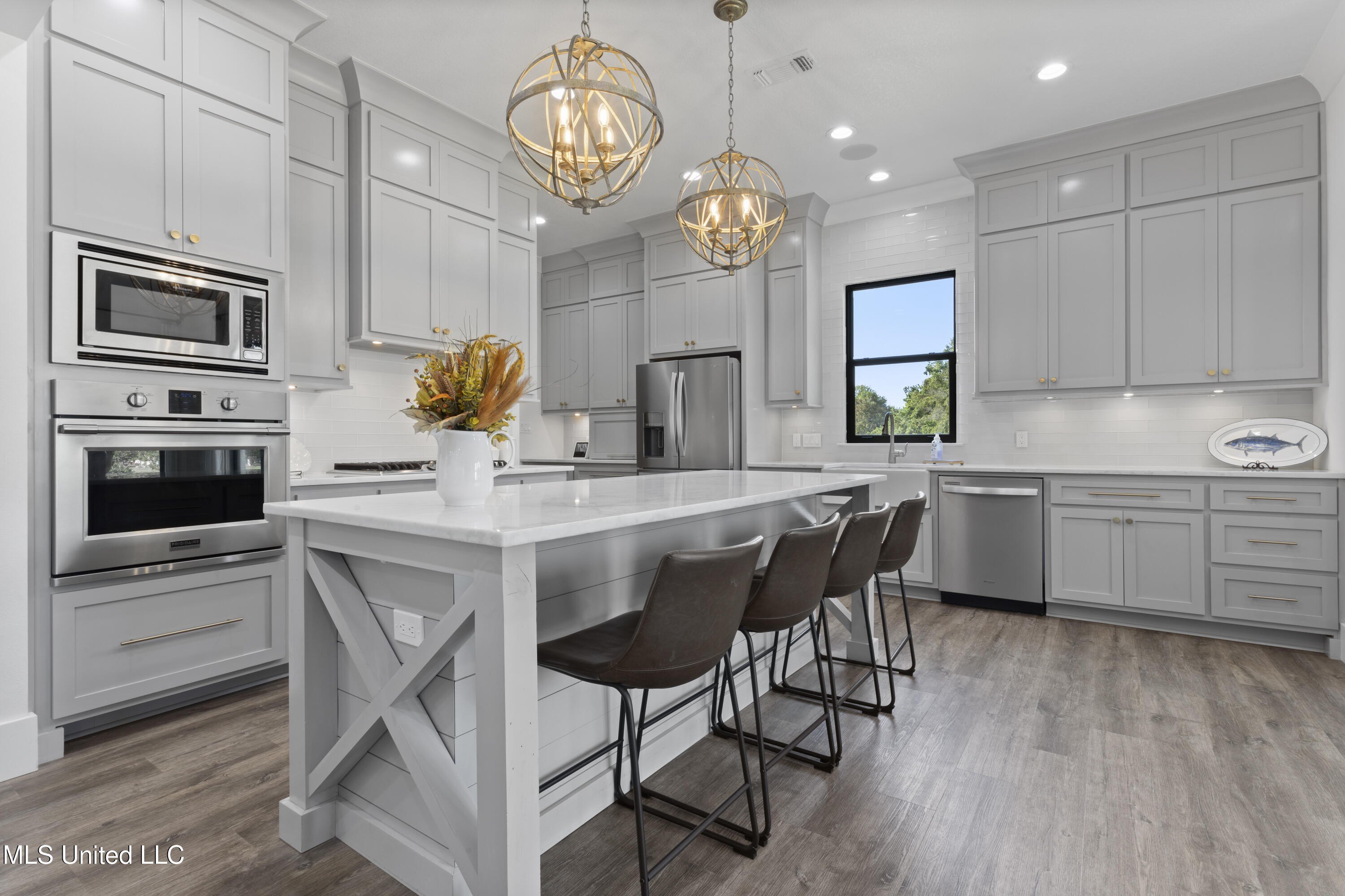 Biloxi, Mississippi, 39531, United States, 4 Bedrooms Bedrooms, ,4 BathroomsBathrooms,Residential,For Sale,1978703