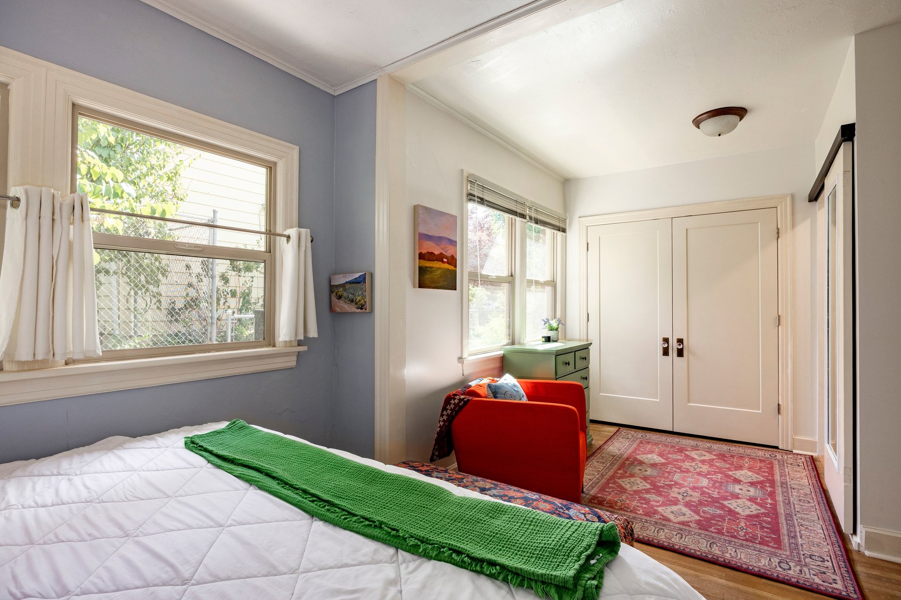  Beautifully Updated Home with 2,074 Sq. Ft. of Living Space, Historic Character - 物件實景