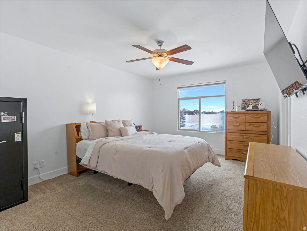 Grantsville, Utah, 84029, United States, 6 Bedrooms Bedrooms, ,3 BathroomsBathrooms,Residential,For Sale,2003482