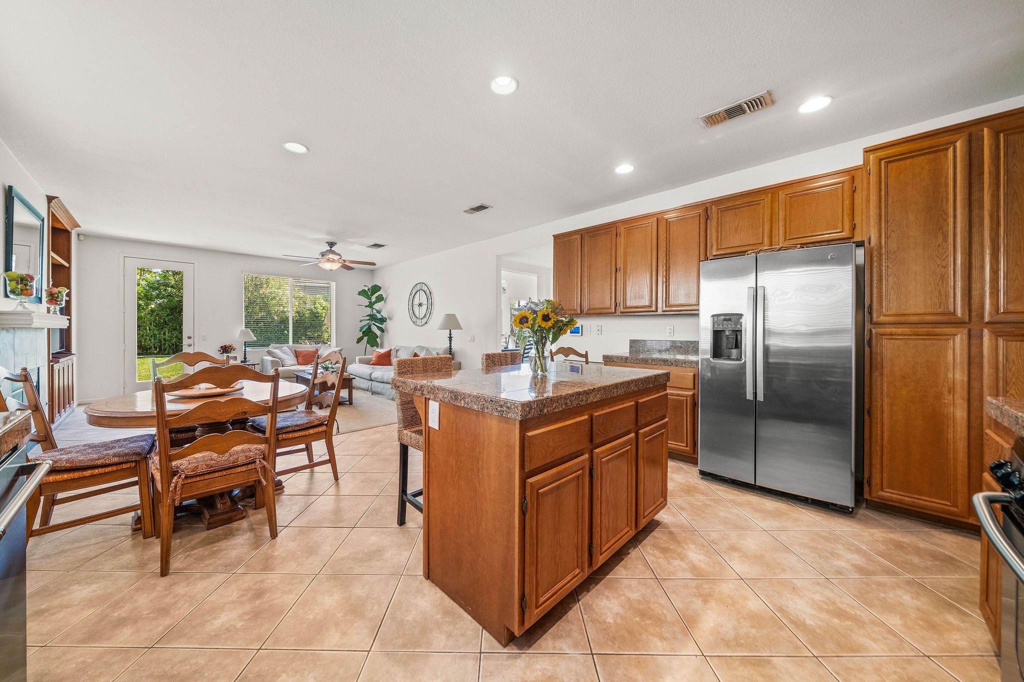  26136 Castle Lane, Murrieta, CA 92563 - 物件實景