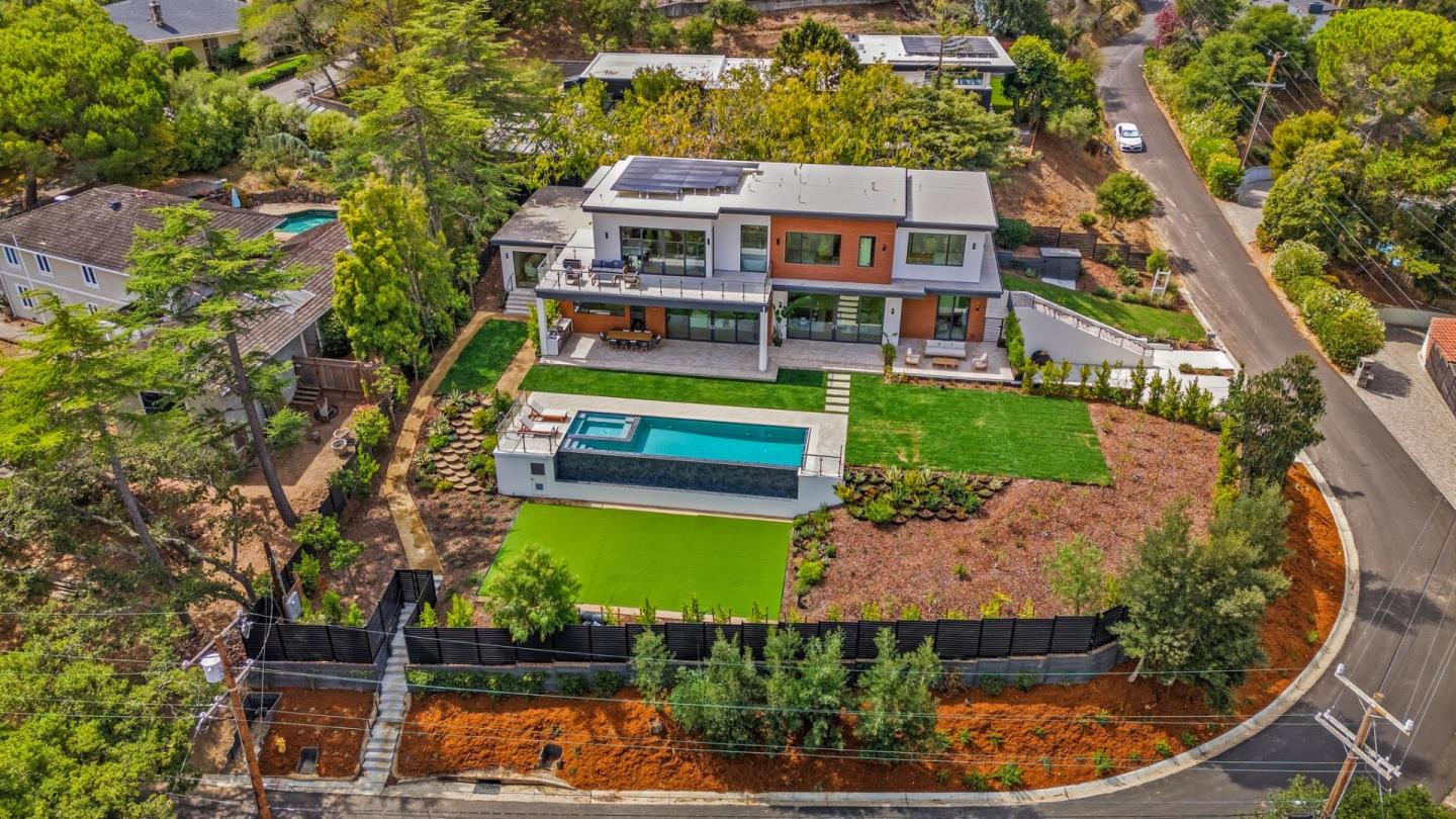 Hillsborough, California, 94010, United States, 8 Bedrooms Bedrooms, ,10 BathroomsBathrooms,Residential,For Sale,1949647