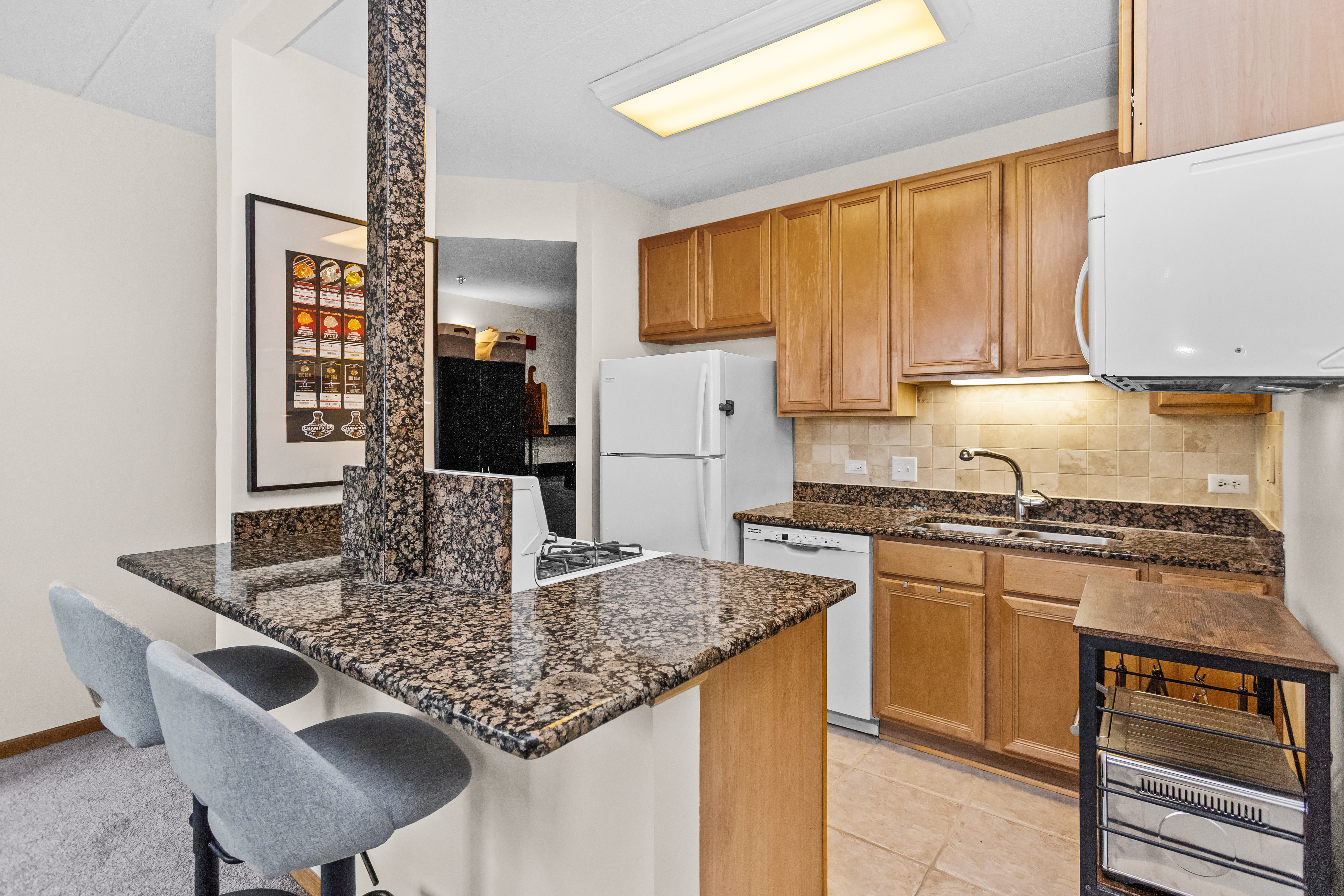  Spacious 3 Bedroom, 2 Bath Condo - 物件實景