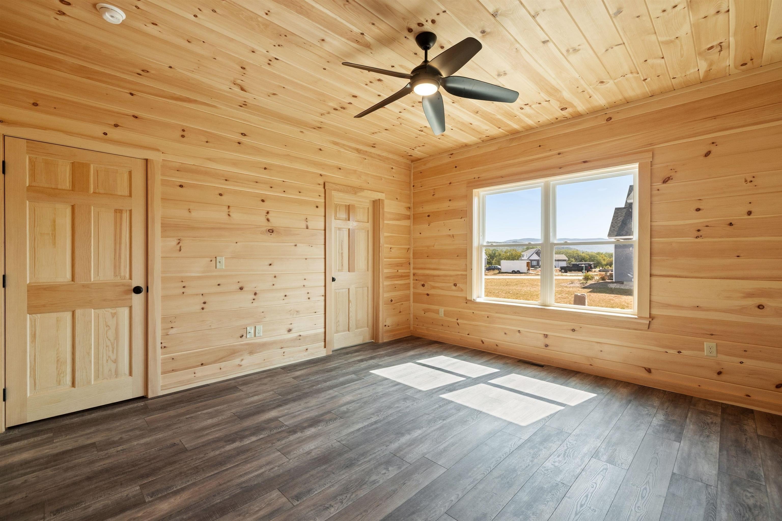 Thornton, New Hampshire, 03285, United States, 3 Bedrooms Bedrooms, ,3 BathroomsBathrooms,Residential,For Sale,1974292