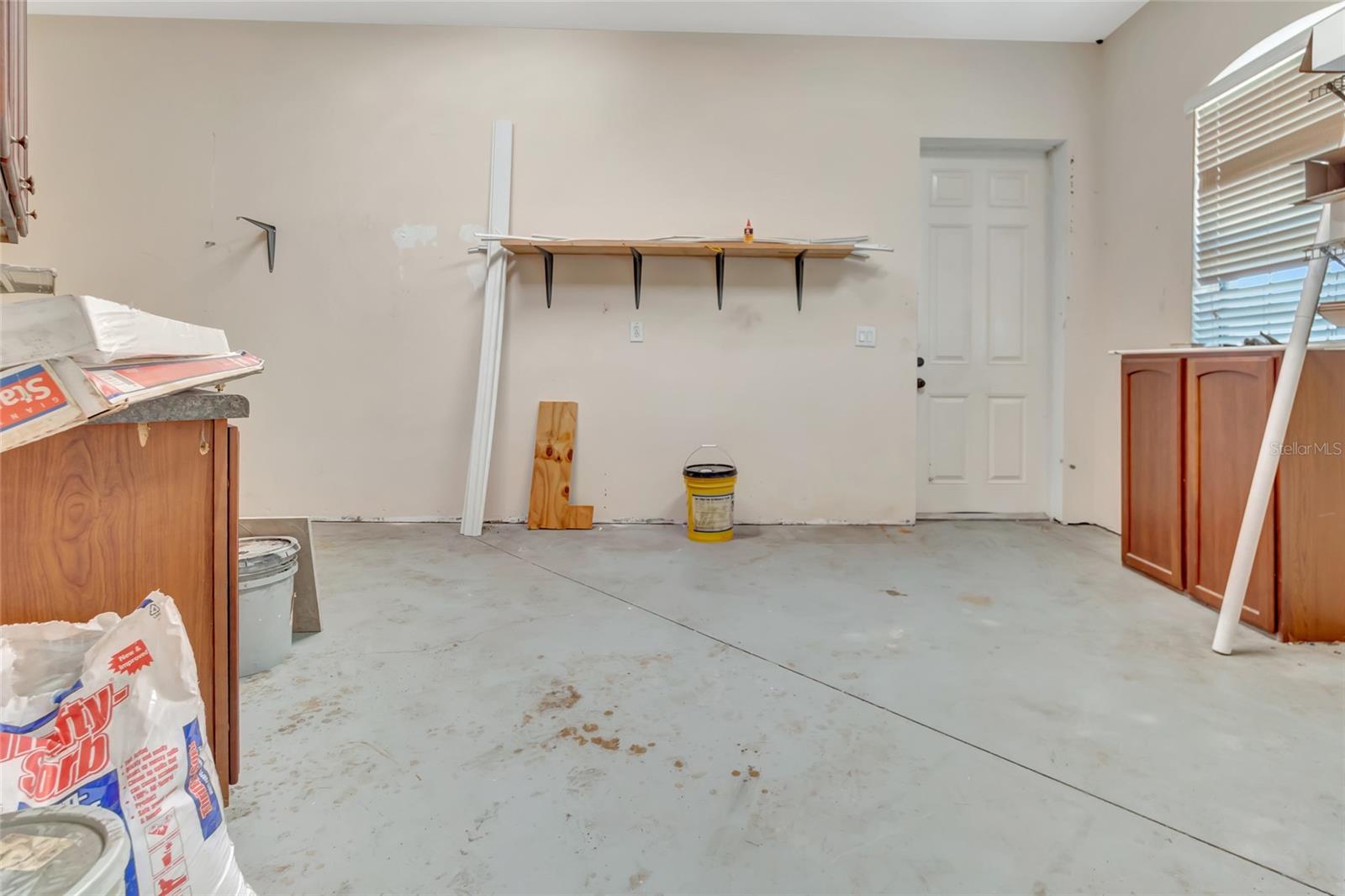 GROVELAND, Florida, 34736, United States, 4 Bedrooms Bedrooms, ,4 BathroomsBathrooms,Residential,For Sale,1917784