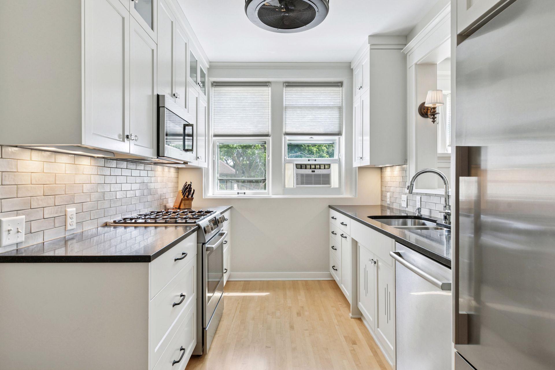 Saint Paul, Minnesota, 55102, United States, 3 Bedrooms Bedrooms, ,1 BathroomBathrooms,Residential,For Sale,1940407
