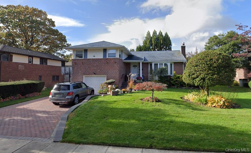 Jericho, New York, 11590, United States, 3 Bedrooms Bedrooms, ,3 BathroomsBathrooms,Residential,For Sale,1960568