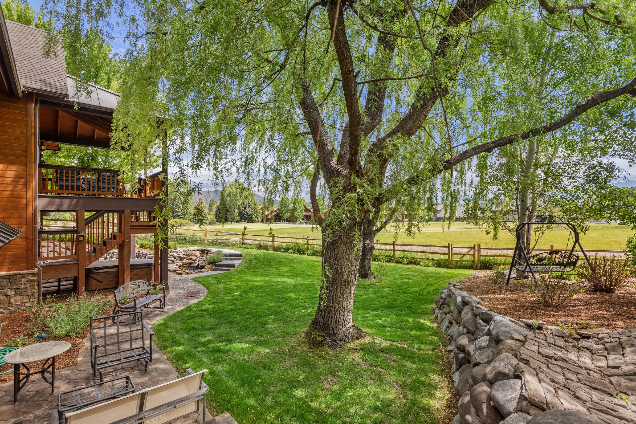  Private Fairway Living in River Valley Ranch - 物件實景