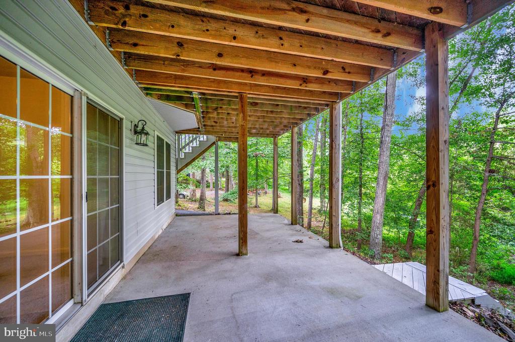 Locust Grove, Virginia, 22508, United States, 4 Bedrooms Bedrooms, ,3 BathroomsBathrooms,Residential,For Sale,1976056