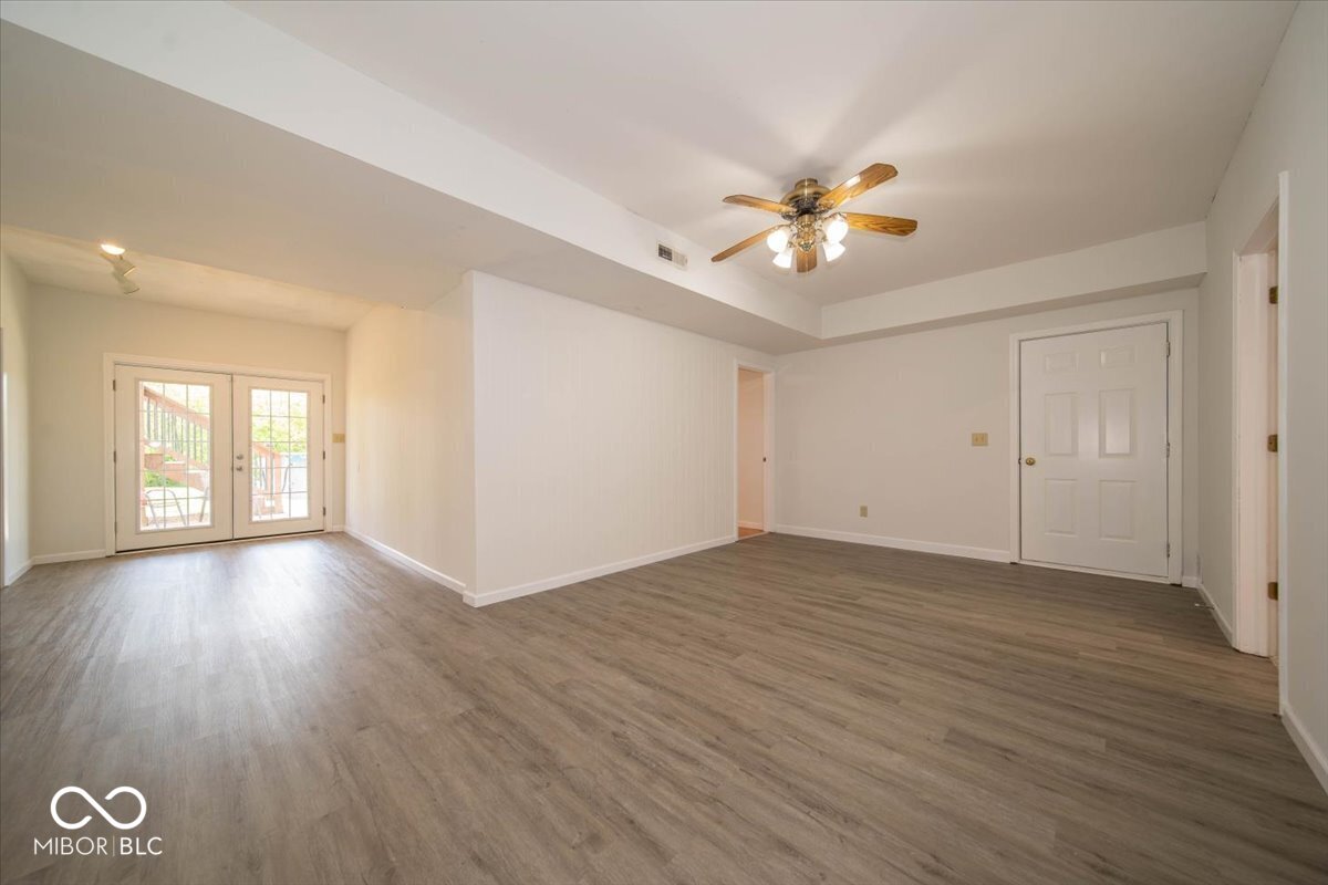 Noblesville, Indiana, 46060, United States, 4 Bedrooms Bedrooms, ,3 BathroomsBathrooms,Residential,For Sale,2048324