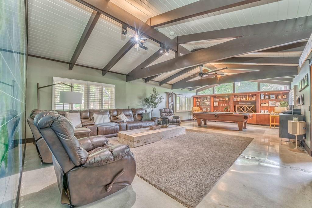 DALTON, Georgia, 30720, United States, 4 Bedrooms Bedrooms, ,5 BathroomsBathrooms,Residential,For Sale,1804321