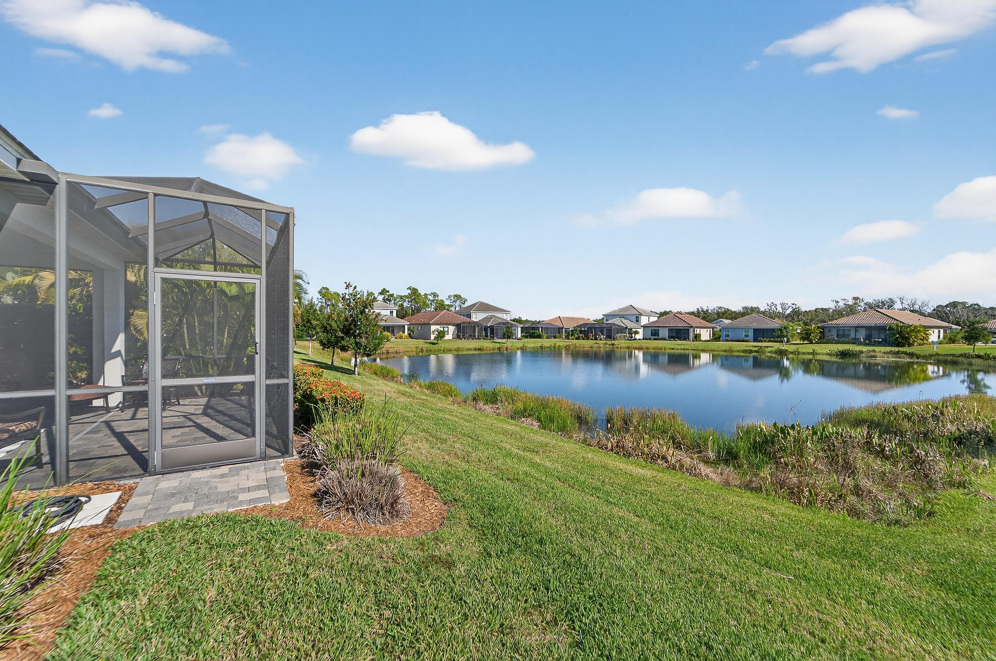 Bradenton, Florida, 34211, United States, 3 Bedrooms Bedrooms, ,2 BathroomsBathrooms,Residential,For Sale,2008823