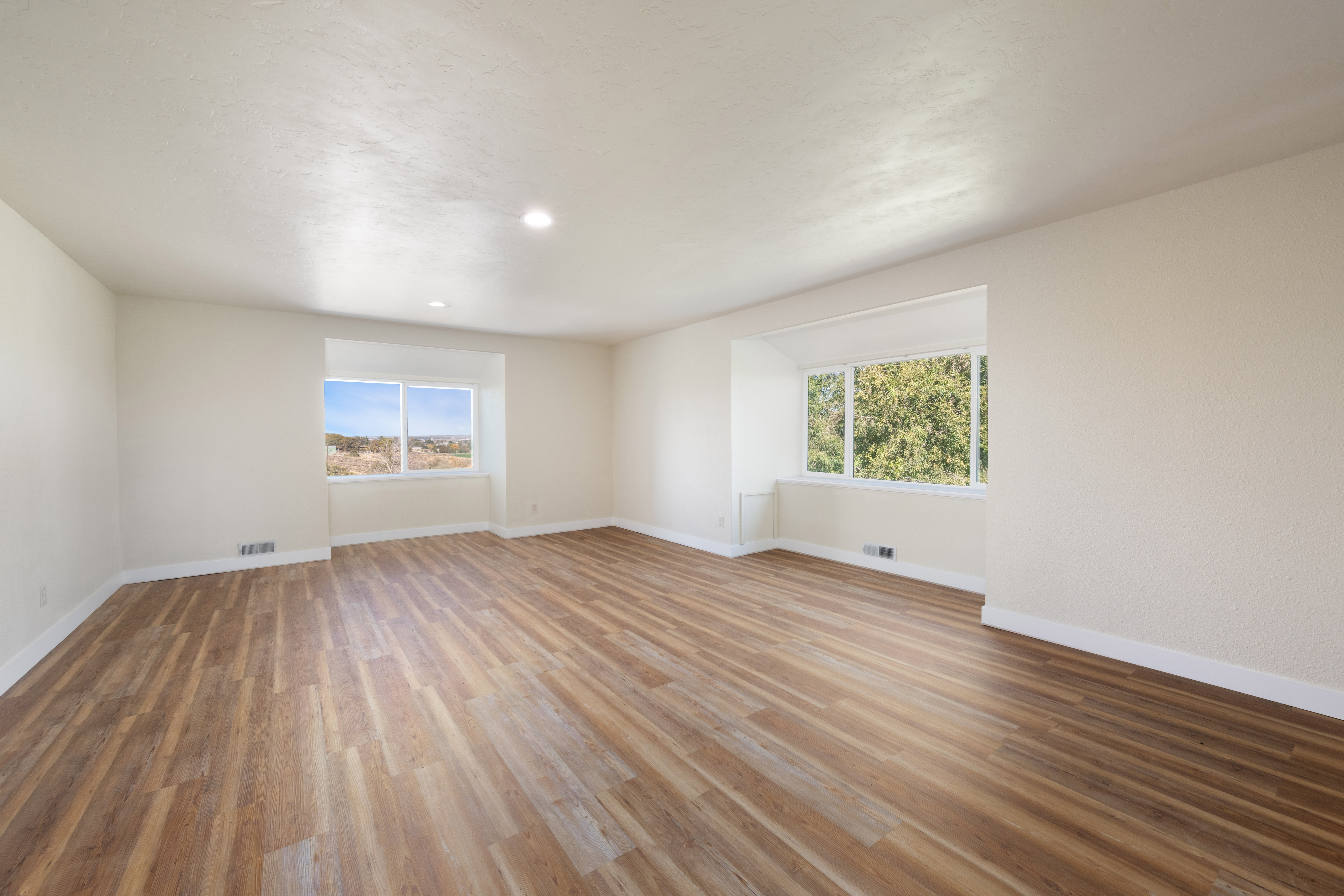  7.14 Acres With Room To Make It Your Own - 物件實景
