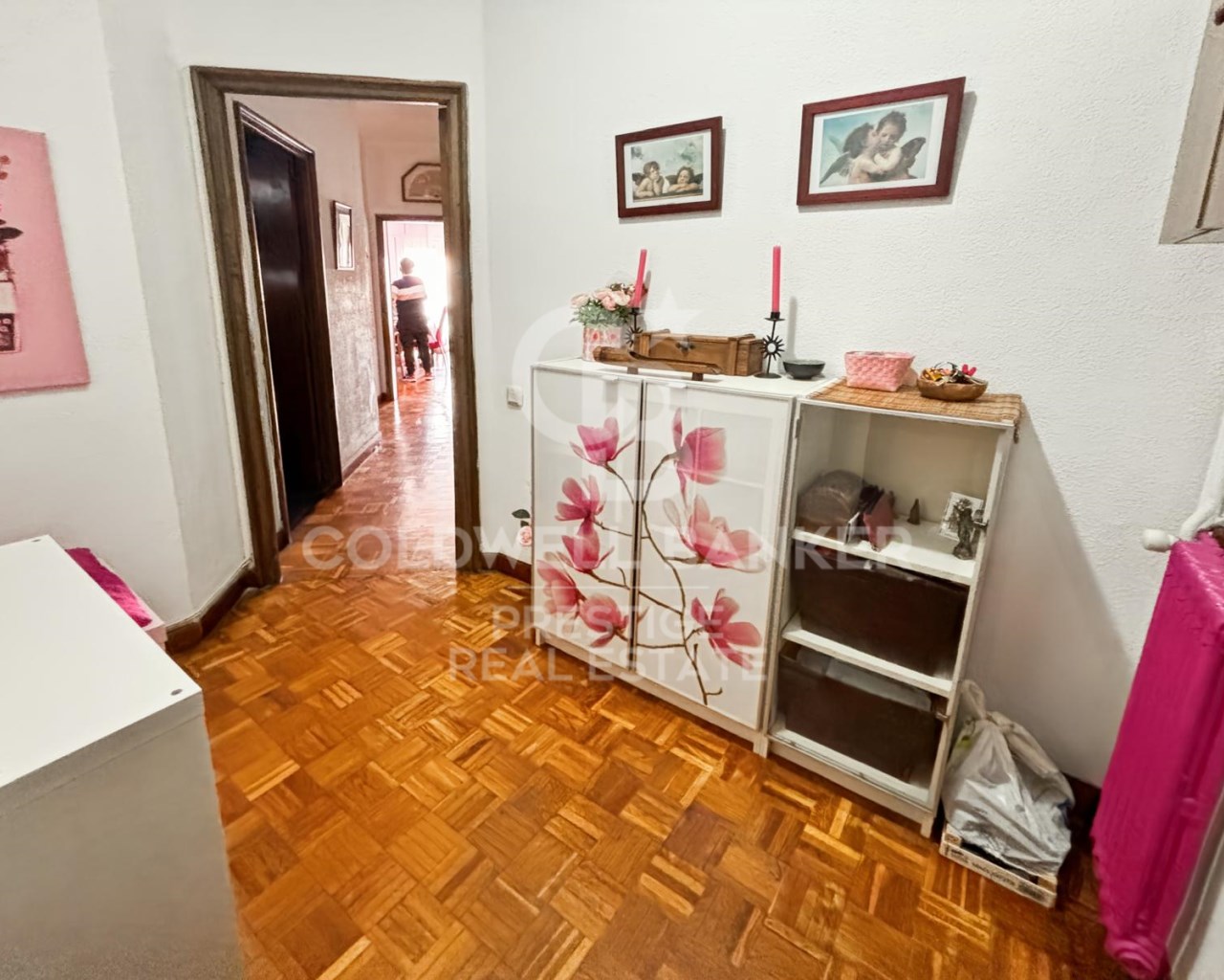 Barcelona, Catalonia, ES, 4 Bedrooms Bedrooms, ,2 BathroomsBathrooms,Residential,For Sale,1766813