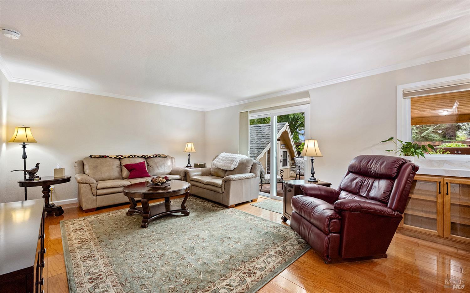 Sebastopol, California, 95472, United States, 3 Bedrooms Bedrooms, ,3 BathroomsBathrooms,Residential,For Sale,1990345