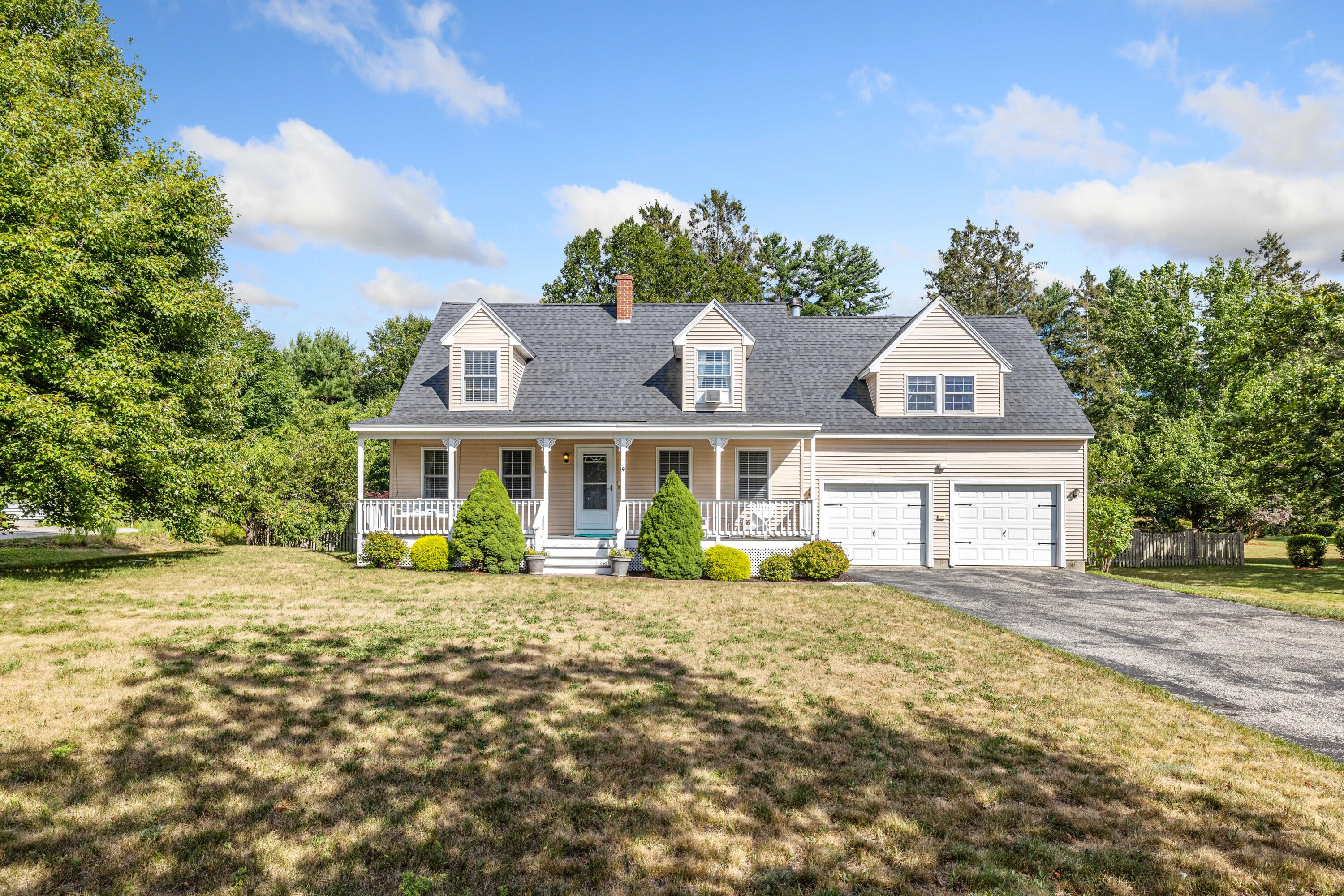 Kennebunk, Maine, 04043, United States, 4 Bedrooms Bedrooms, ,3 BathroomsBathrooms,Residential,For Sale,1901134