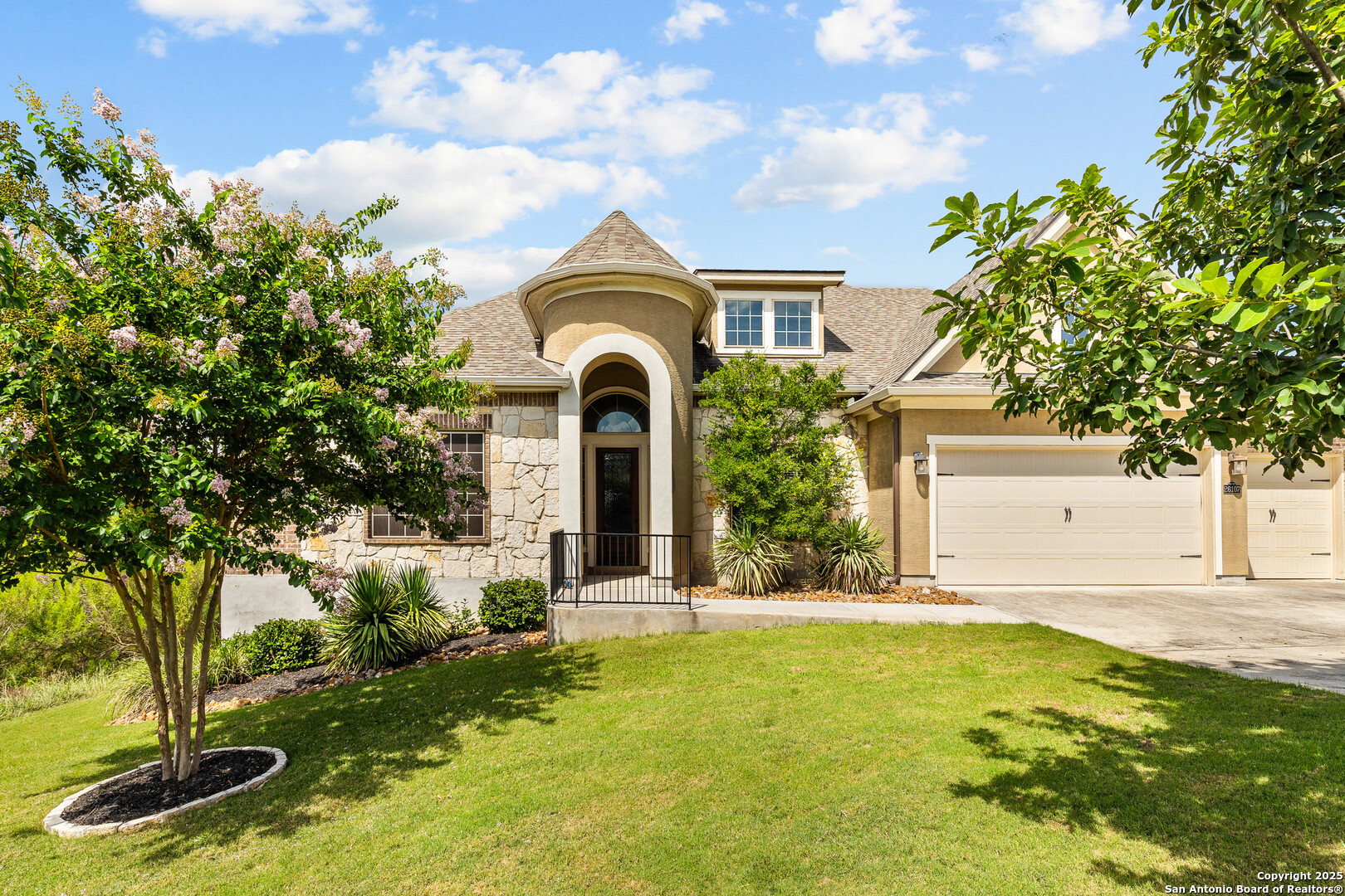 San Antonio, Texas, 78260, United States, 4 Bedrooms Bedrooms, ,4 BathroomsBathrooms,Residential,For Sale,1937383