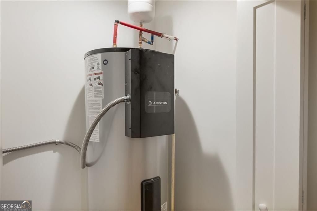 Avondale Estates, Georgia, 30002, United States, 5 Bedrooms Bedrooms, ,5 BathroomsBathrooms,Residential,For Sale,1904191