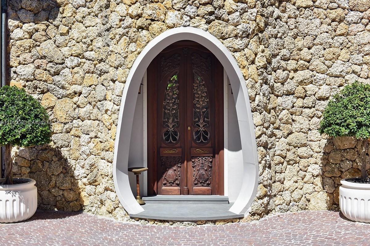 Pinecrest, Florida, 33156, United States, 8 Bedrooms Bedrooms, ,9 BathroomsBathrooms,Residential,For Sale,1992030