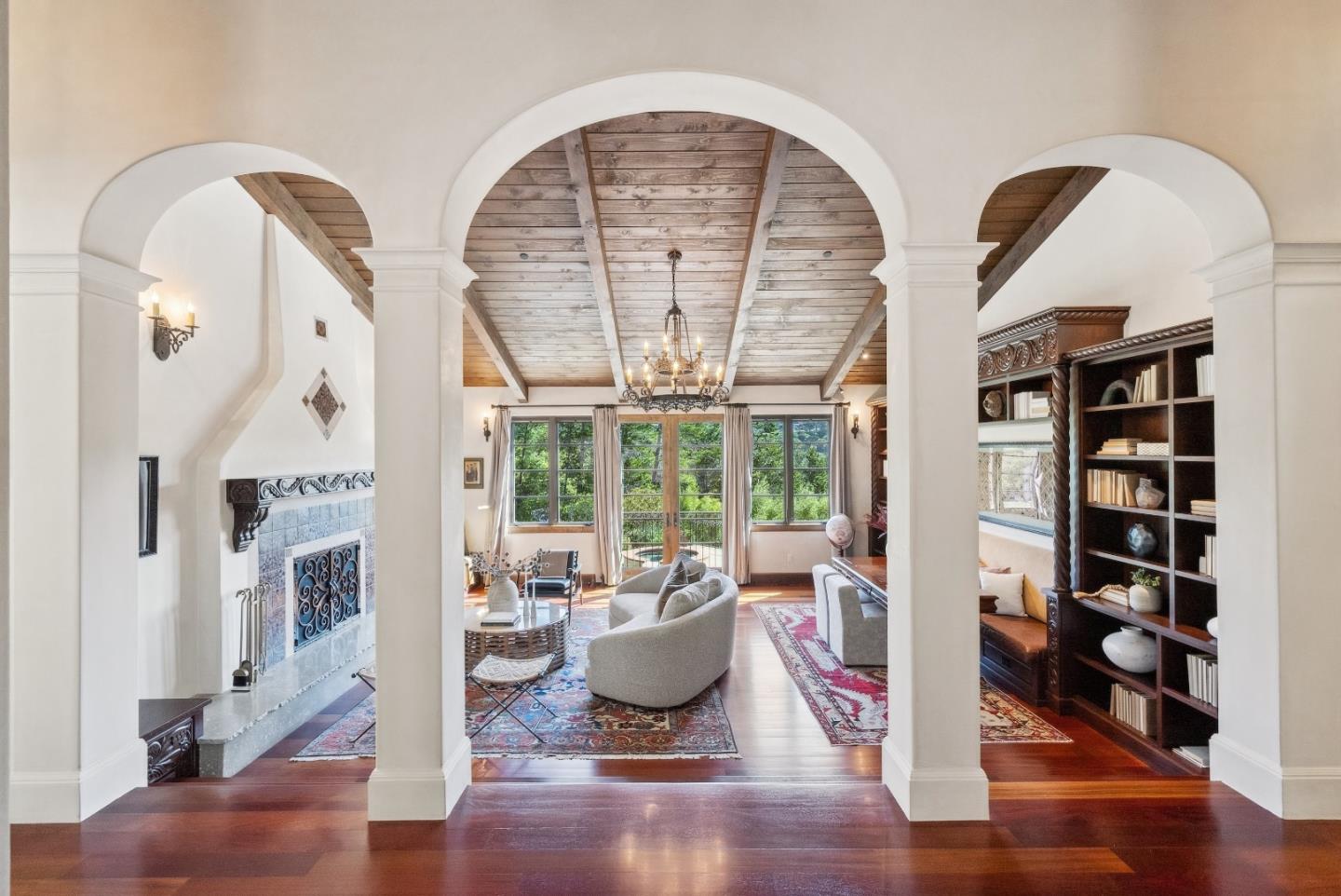 Hillsborough, California, 94010, United States, 4 Bedrooms Bedrooms, ,4 BathroomsBathrooms,Residential,For Sale,1767214