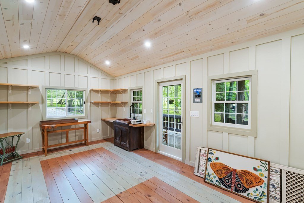 Hiawassee, Georgia, 30546, United States, 4 Bedrooms Bedrooms, ,4 BathroomsBathrooms,Residential,For Sale,1975098