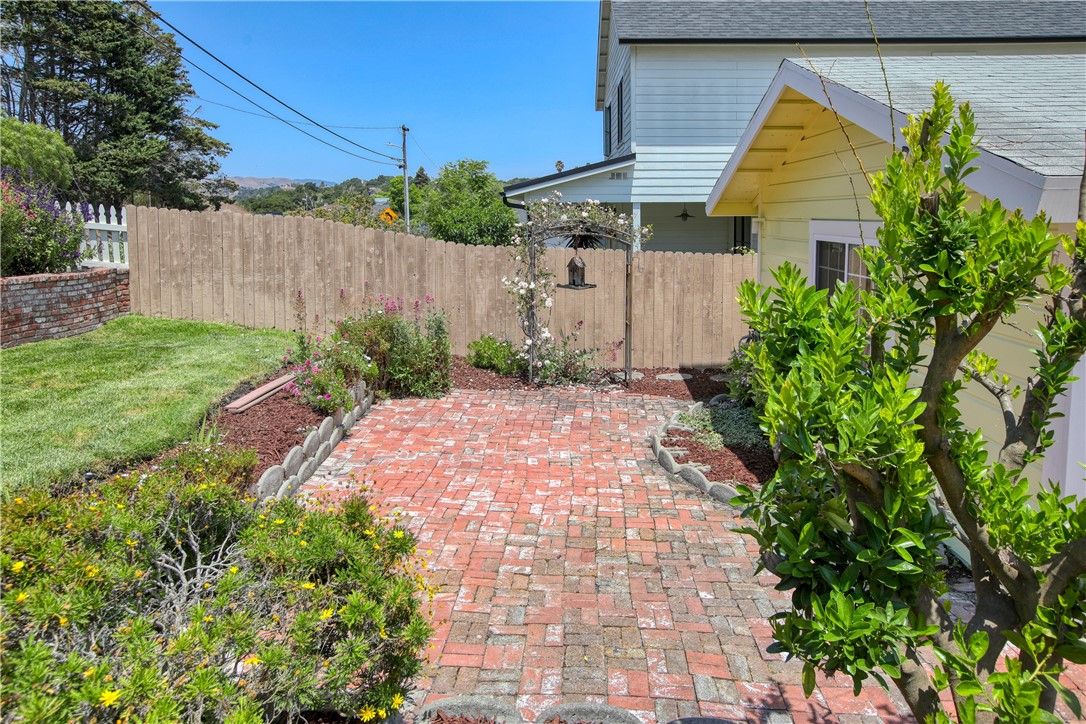 Arroyo Grande, California, 93420, United States, 3 Bedrooms Bedrooms, ,2 BathroomsBathrooms,Residential,For Sale,1860369