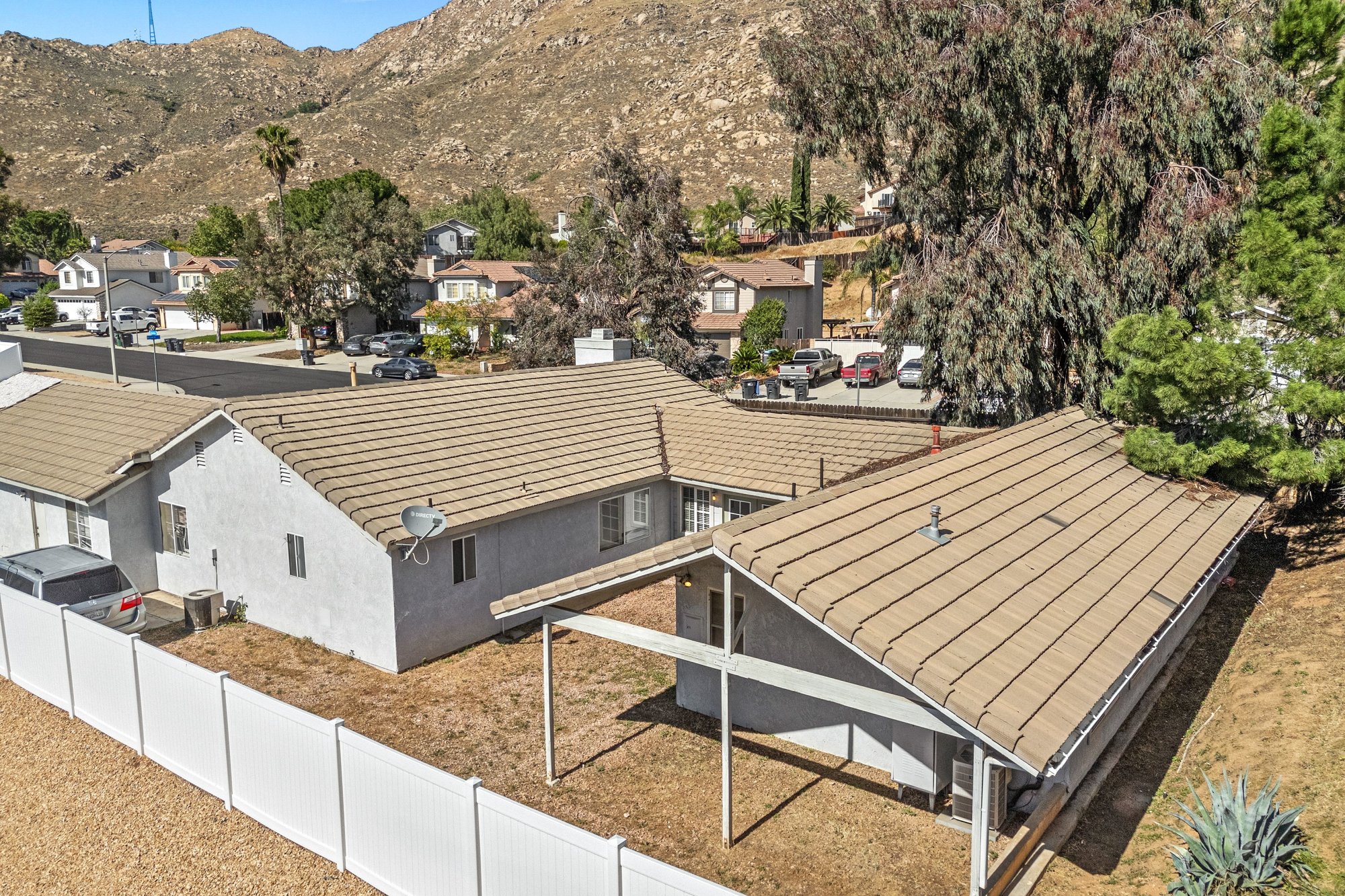  5 Bedroom With Great Bones - 物件實景