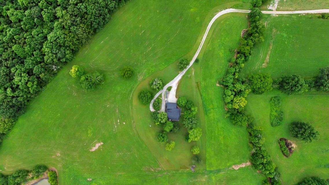 Somerset, Kentucky, 42503, United States, 4 Bedrooms Bedrooms, ,3 BathroomsBathrooms,Residential,For Sale,1938431