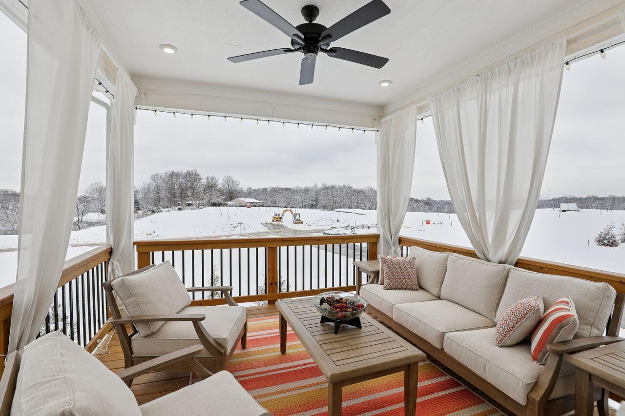 Covington, Kentucky, 41017, United States, 3 Bedrooms Bedrooms, ,3 BathroomsBathrooms,Residential,For Sale,2002248