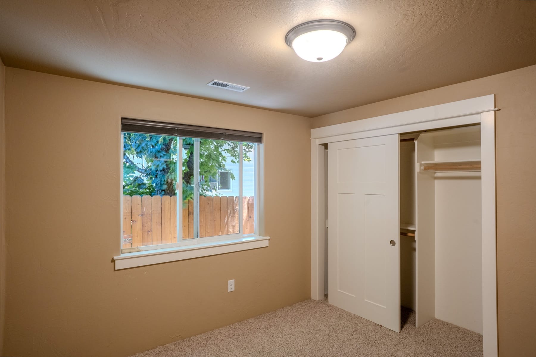  2196 Crestbrook Road Medford, OR 97504 - 物件實景
