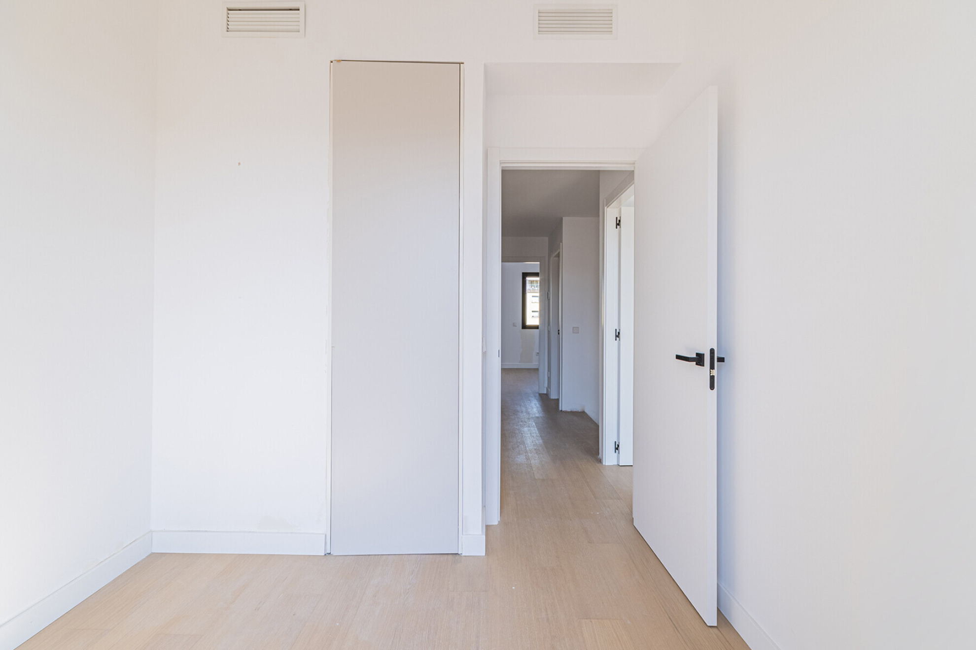  Newly constructed duplex penthouse near the beach - 物件實景