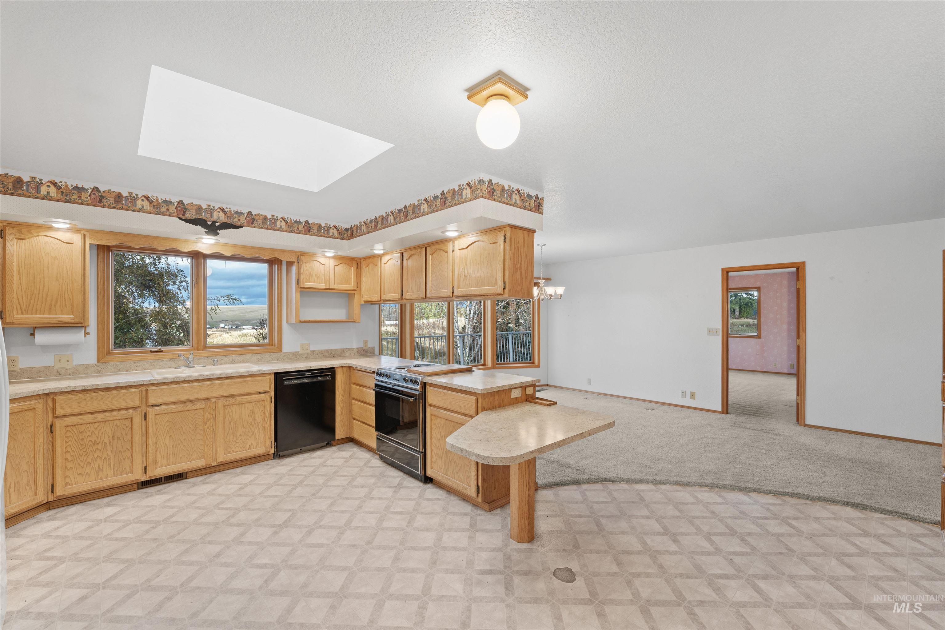 805 Broadway Street, Colton, Washington, 99113, United States, 3 Bedrooms Bedrooms, ,Residential,For Sale,805 Broadway Street,1653111