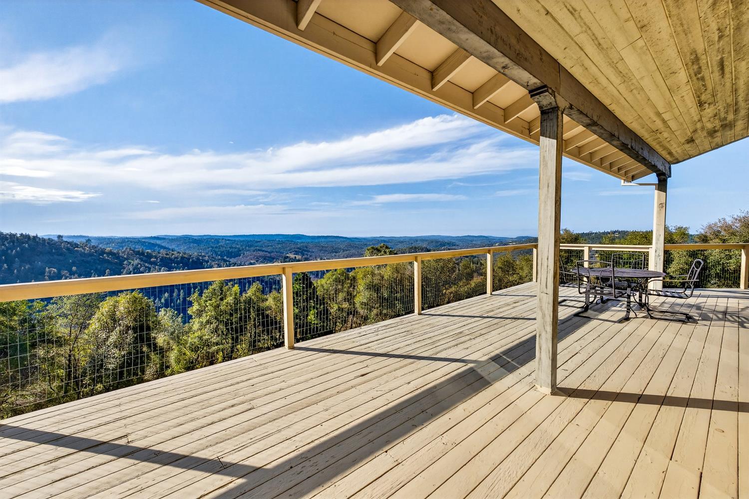 Grass Valley, California, 95949, United States, 3 Bedrooms Bedrooms, ,3 BathroomsBathrooms,Residential,For Sale,2048719