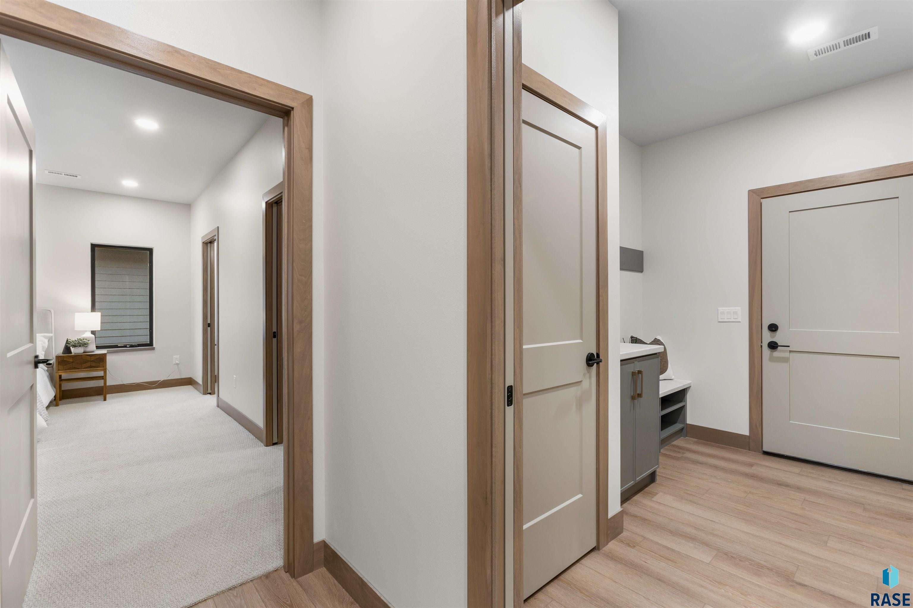Sioux Falls, South Dakota, 57110, United States, 3 Bedrooms Bedrooms, ,2 BathroomsBathrooms,Residential,For Sale,1847243